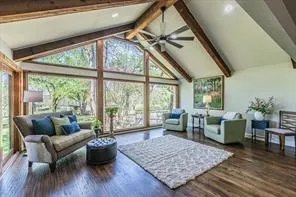 Single Family Residence For Rent in Tarrant County , 616 Frontier Court, Colleyville, Texas 76034, 4 Bedroom, 4 Bathroom, Garage spaces, 3,354 Sqft, built in 1977, mls#21399809, Real Estate Agent in Colleyville, Homes For Rent in Tarrant county, Homes For Rent in Colleyville, Realtor in Colleyville Texas, Real Estate Brokerage Independent Realty Texas, Luminita Cordes Realtor