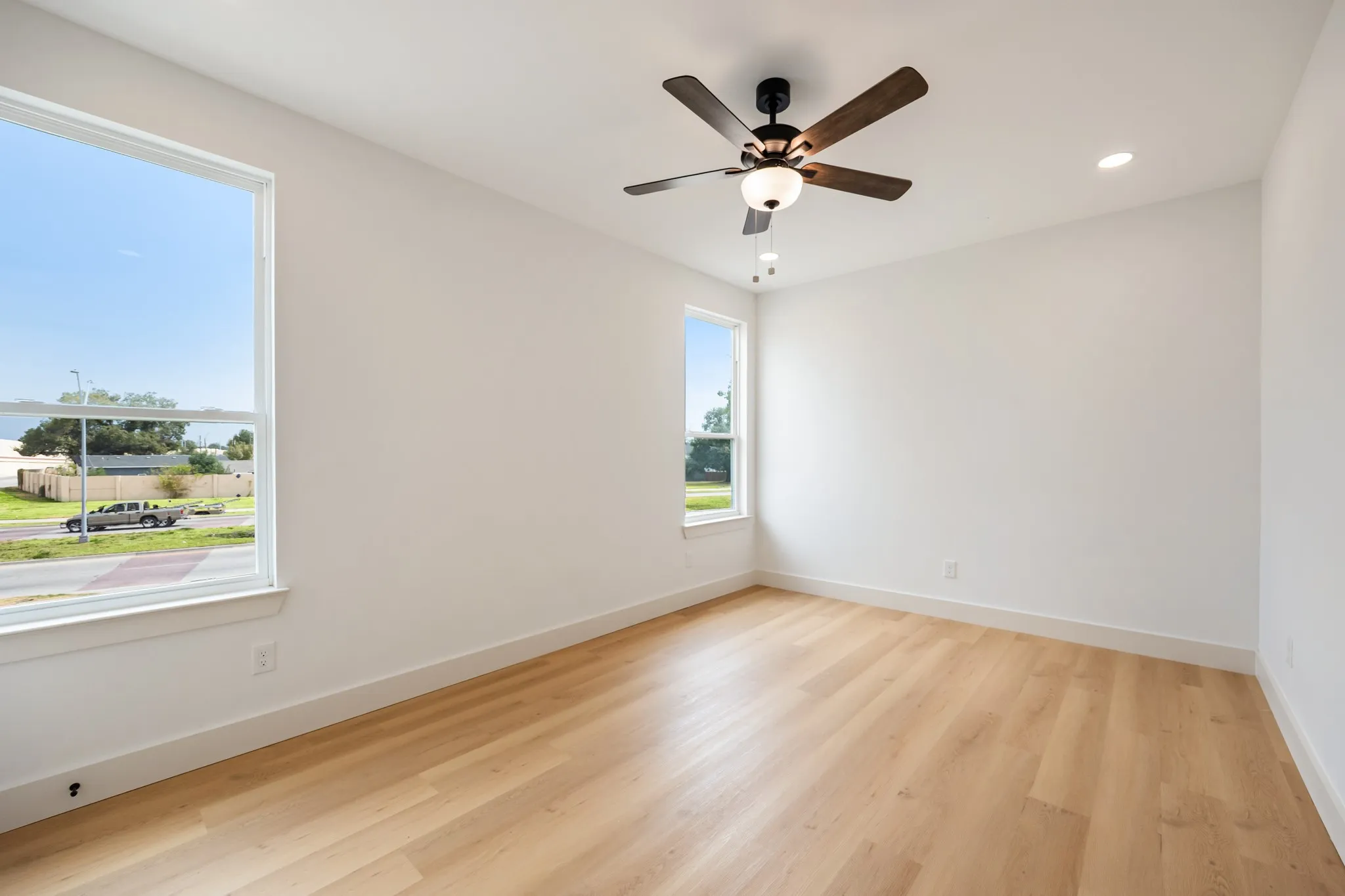 Duplex For Sale in Dallas County , 1641 & 1643 Faye Street, Dallas, Texas 75215, 6 Bedroom, 6 Bathroom, 2 Garage spaces, 0 Sqft, built in 2026, mls#21398839, Real Estate Agent in Dallas, Homes For Sale in Dallas county, Homes For Sale in Dallas, Realtor in Dallas Texas, Real Estate Brokerage Independent Realty Texas, Luminita Cordes Realtor