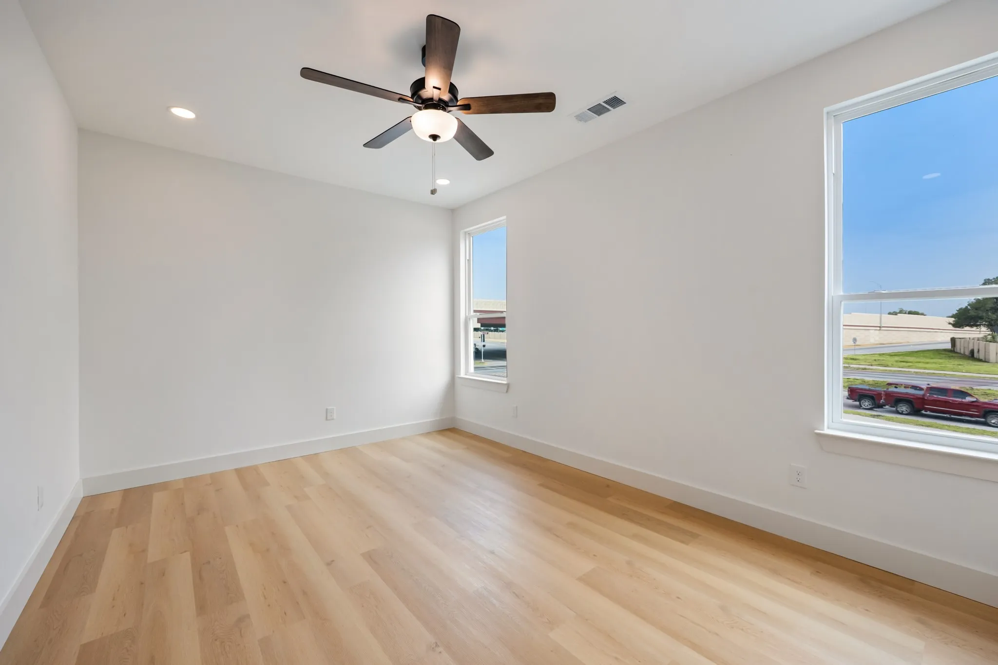 Duplex For Sale in Dallas County , 1641 & 1643 Faye Street, Dallas, Texas 75215, 6 Bedroom, 6 Bathroom, 2 Garage spaces, 0 Sqft, built in 2026, mls#21398839, Real Estate Agent in Dallas, Homes For Sale in Dallas county, Homes For Sale in Dallas, Realtor in Dallas Texas, Real Estate Brokerage Independent Realty Texas, Luminita Cordes Realtor