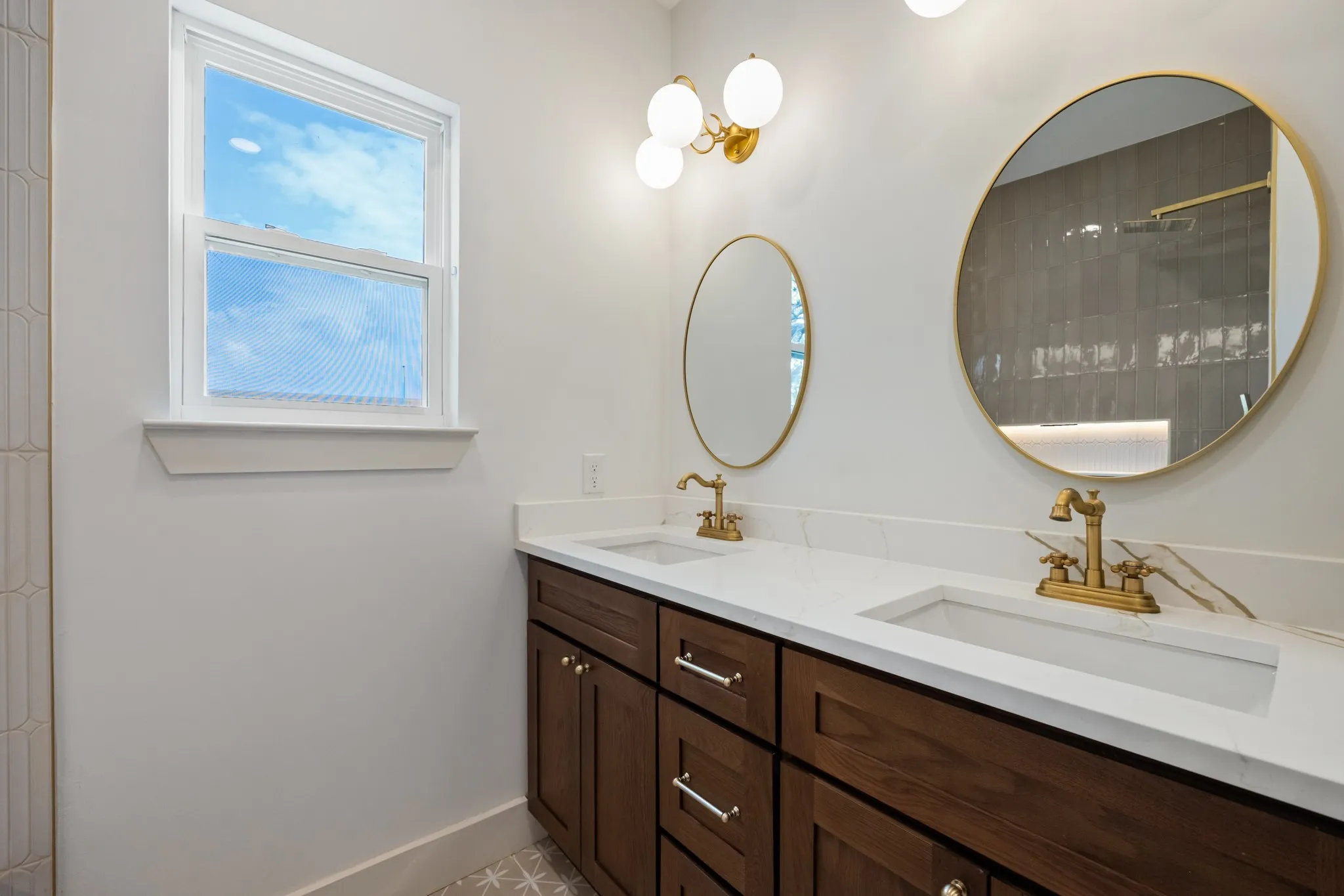 Duplex For Sale in Dallas County , 1641 & 1643 Faye Street, Dallas, Texas 75215, 6 Bedroom, 6 Bathroom, 2 Garage spaces, 0 Sqft, built in 2026, mls#21398839, Real Estate Agent in Dallas, Homes For Sale in Dallas county, Homes For Sale in Dallas, Realtor in Dallas Texas, Real Estate Brokerage Independent Realty Texas, Luminita Cordes Realtor