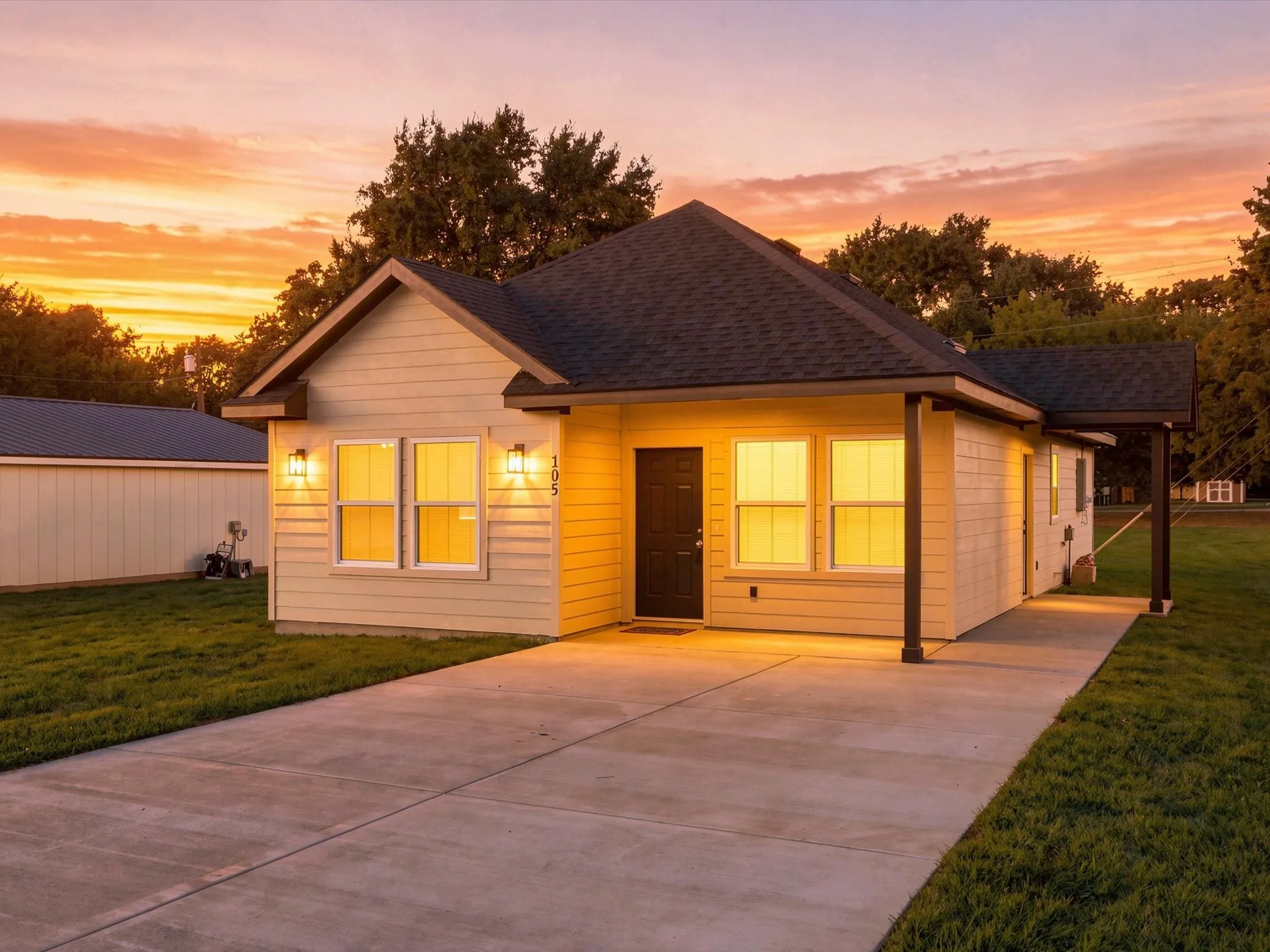 Single Family Residence For Sale in Henderson County , 105 Oak Ridge Road, Mabank, Texas 75156, 3 Bedroom, 2 Bathroom, Garage spaces, 1,260 Sqft, built in 2026, mls#21399774, Real Estate Agent in Mabank, Homes For Sale in Henderson county, Homes For Sale in Mabank, Realtor in Mabank Texas, Real Estate Brokerage Independent Realty Texas, Luminita Cordes Realtor