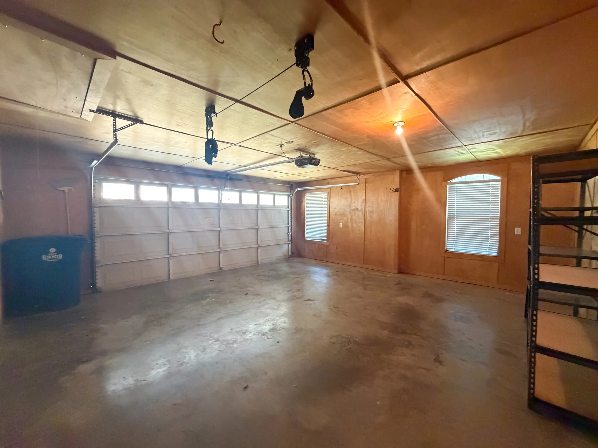 Single Family Residence For Rent in Ellis County , 163 Highland Drive, Ennis, Texas 75119, 3 Bedroom, 2 Bathroom, 2 Garage spaces, 1,450 Sqft, built in 2004, mls#21399817, Real Estate Agent in Ennis, Homes For Rent in Ellis county, Homes For Rent in Ennis, Realtor in Ennis Texas, Real Estate Brokerage Independent Realty Texas, Luminita Cordes Realtor