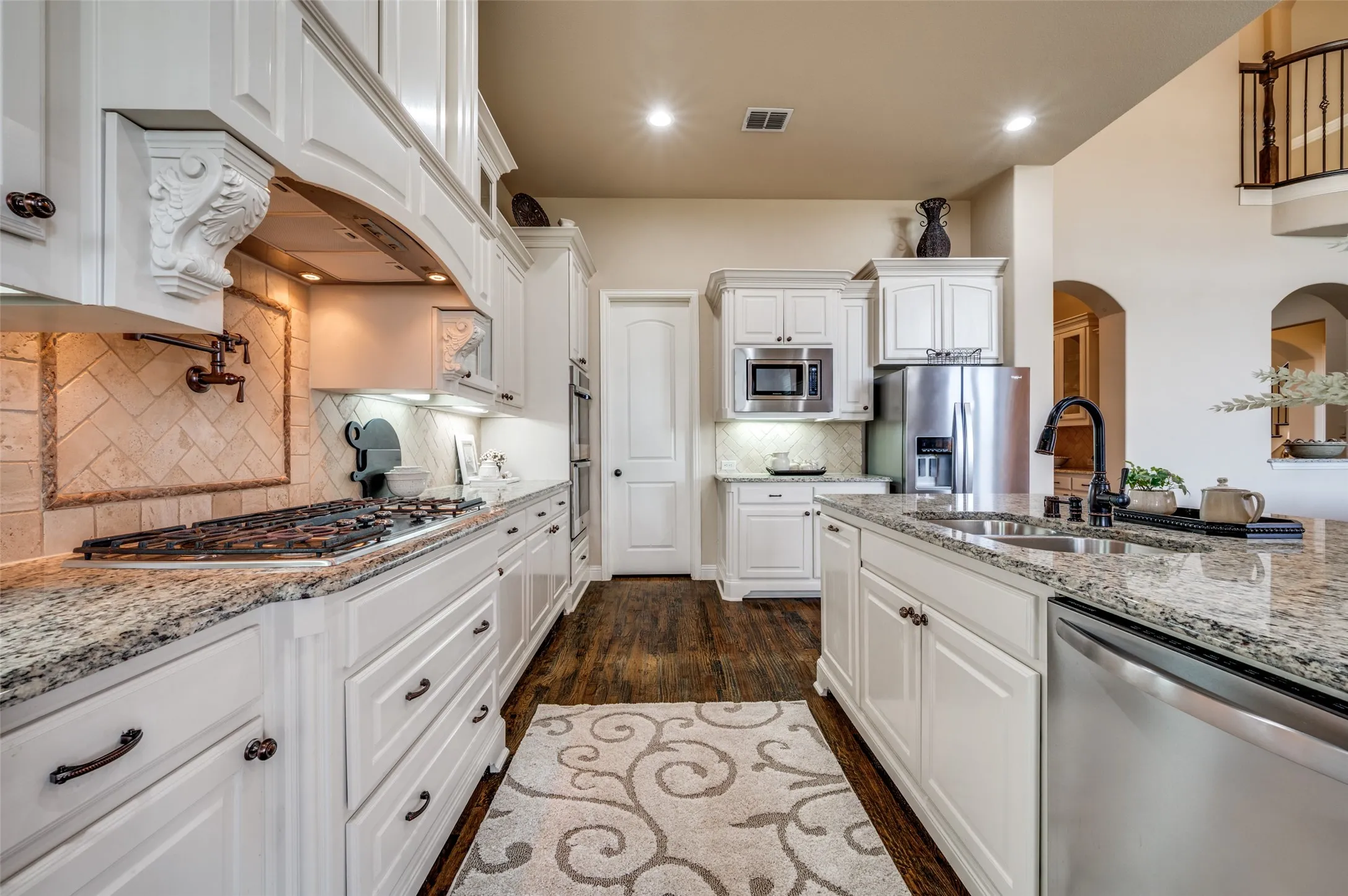 Single Family Residence For Sale in Collin County , 14860 Bardwell Lane, Frisco, Texas 75035, 5 Bedroom, 5 Bathroom, 3 Garage spaces, 4,776 Sqft, built in 2012, mls#21399780, Real Estate Agent in Frisco, Homes For Sale in Collin county, Homes For Sale in Frisco, Realtor in Frisco Texas, Real Estate Brokerage Independent Realty Texas, Luminita Cordes Realtor