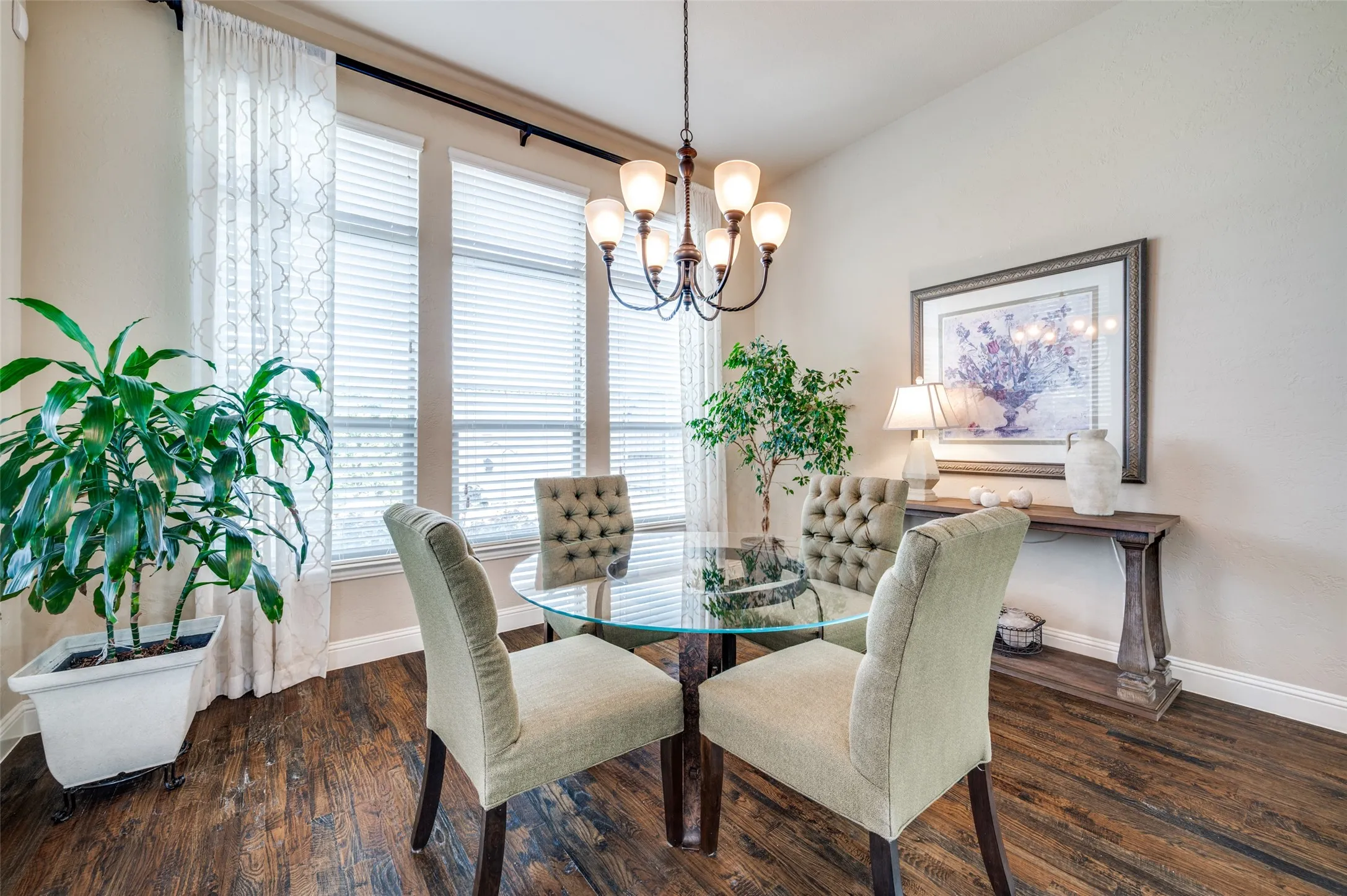 Single Family Residence For Sale in Collin County , 14860 Bardwell Lane, Frisco, Texas 75035, 5 Bedroom, 5 Bathroom, 3 Garage spaces, 4,776 Sqft, built in 2012, mls#21399780, Real Estate Agent in Frisco, Homes For Sale in Collin county, Homes For Sale in Frisco, Realtor in Frisco Texas, Real Estate Brokerage Independent Realty Texas, Luminita Cordes Realtor