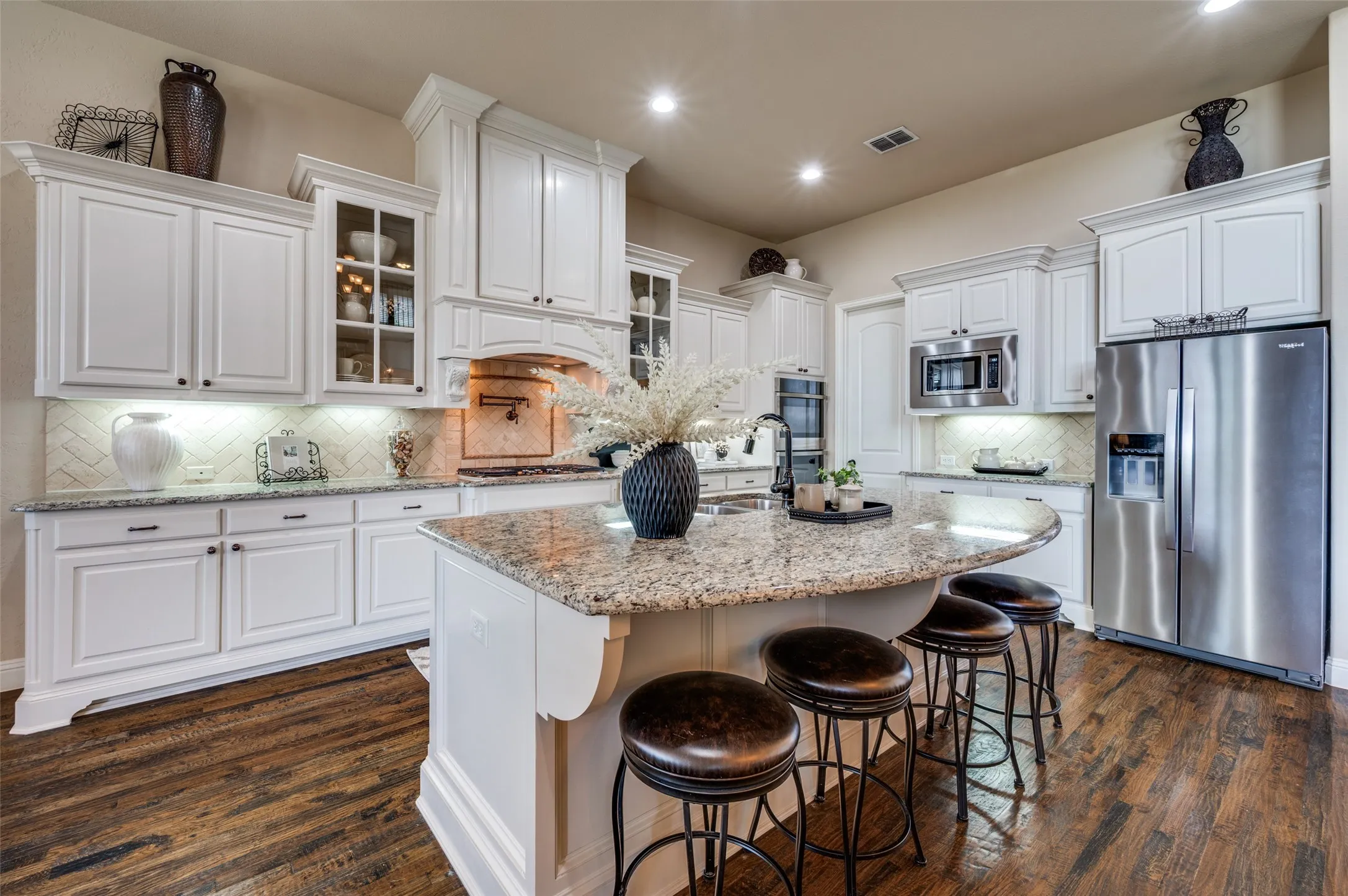 Single Family Residence For Sale in Collin County , 14860 Bardwell Lane, Frisco, Texas 75035, 5 Bedroom, 5 Bathroom, 3 Garage spaces, 4,776 Sqft, built in 2012, mls#21399780, Real Estate Agent in Frisco, Homes For Sale in Collin county, Homes For Sale in Frisco, Realtor in Frisco Texas, Real Estate Brokerage Independent Realty Texas, Luminita Cordes Realtor