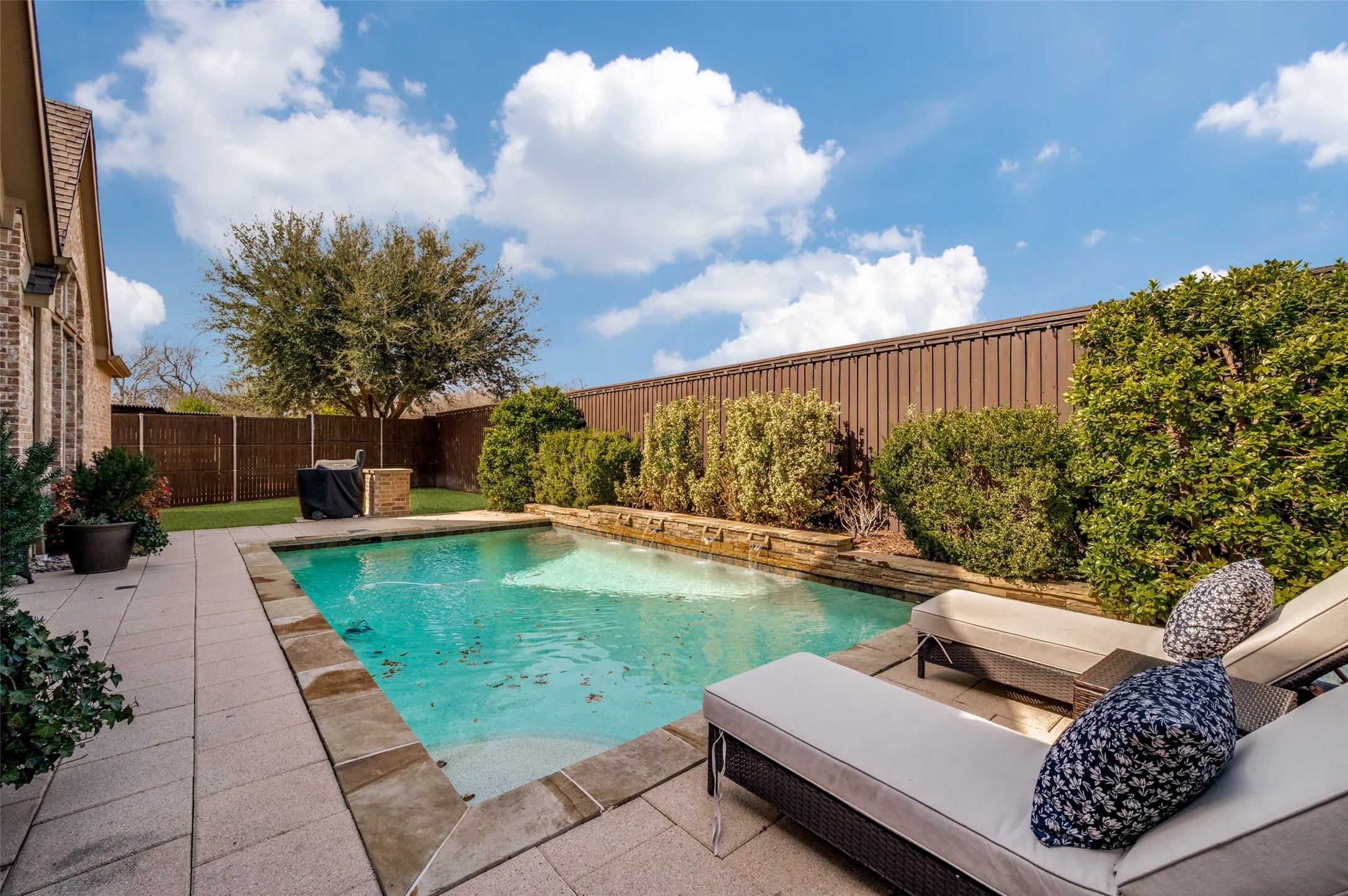 Single Family Residence For Sale in Collin County , 14860 Bardwell Lane, Frisco, Texas 75035, 5 Bedroom, 5 Bathroom, 3 Garage spaces, 4,776 Sqft, built in 2012, mls#21399780, Real Estate Agent in Frisco, Homes For Sale in Collin county, Homes For Sale in Frisco, Realtor in Frisco Texas, Real Estate Brokerage Independent Realty Texas, Luminita Cordes Realtor