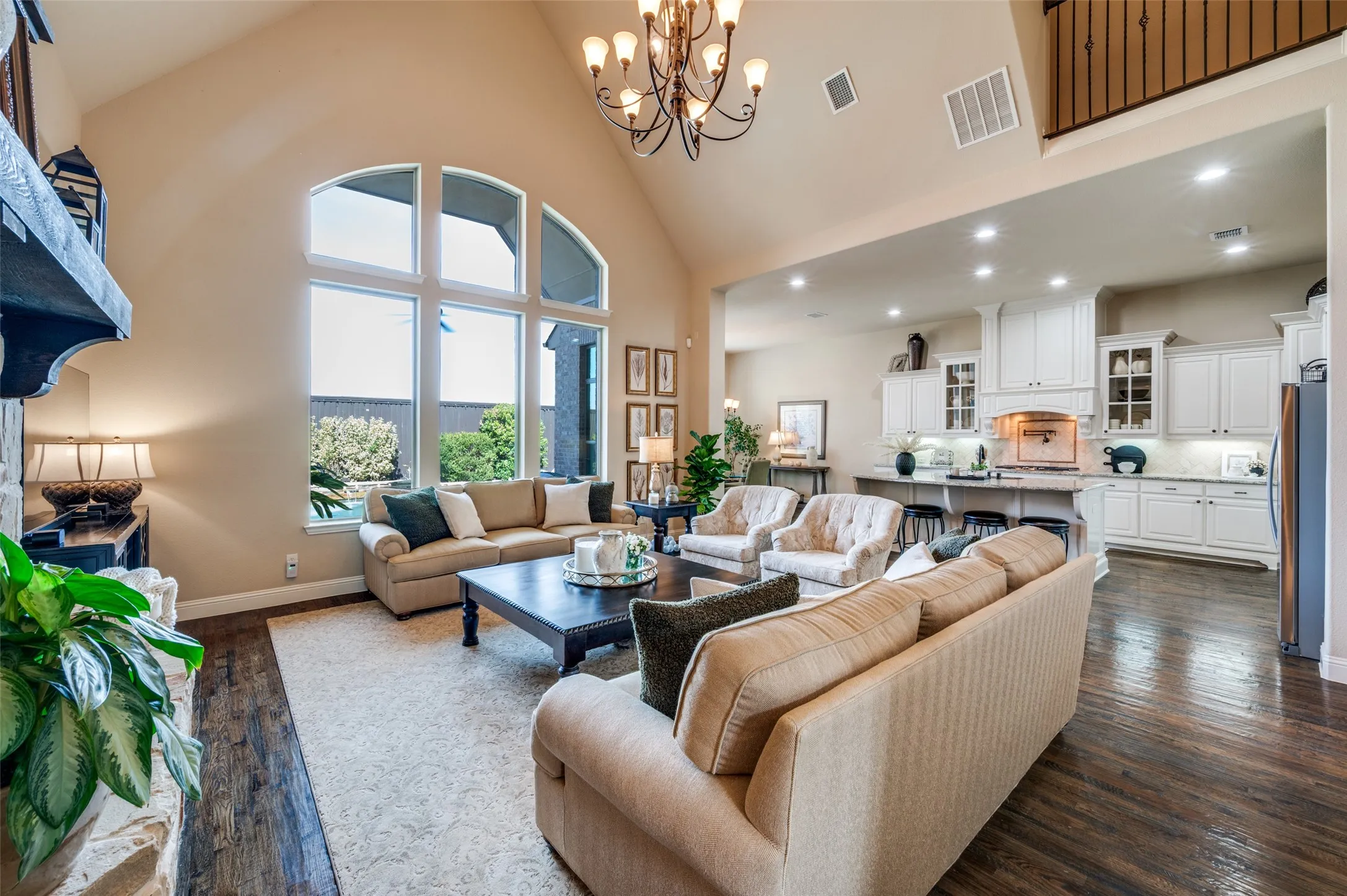 Single Family Residence For Sale in Collin County , 14860 Bardwell Lane, Frisco, Texas 75035, 5 Bedroom, 5 Bathroom, 3 Garage spaces, 4,776 Sqft, built in 2012, mls#21399780, Real Estate Agent in Frisco, Homes For Sale in Collin county, Homes For Sale in Frisco, Realtor in Frisco Texas, Real Estate Brokerage Independent Realty Texas, Luminita Cordes Realtor