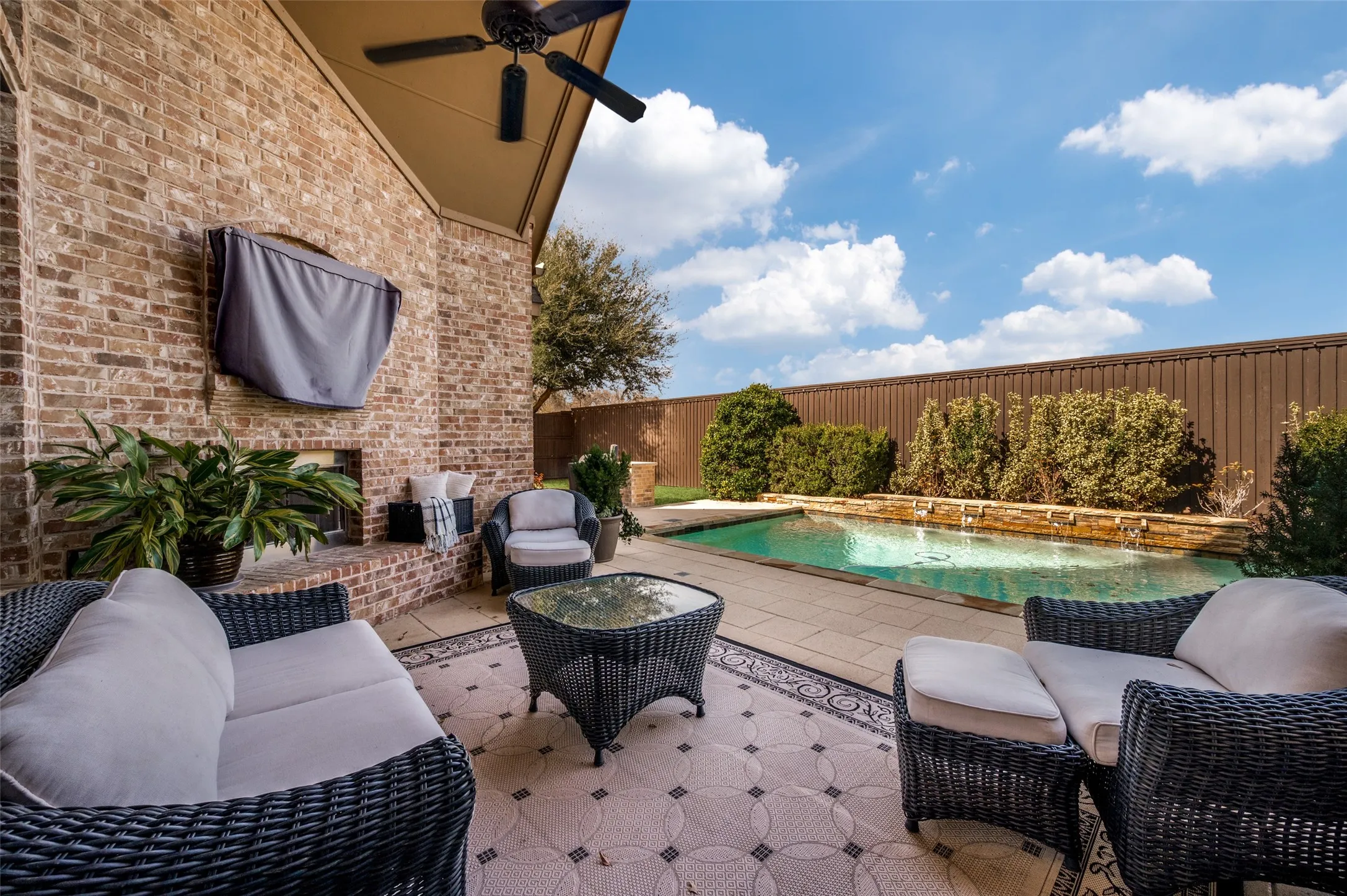 Single Family Residence For Sale in Collin County , 14860 Bardwell Lane, Frisco, Texas 75035, 5 Bedroom, 5 Bathroom, 3 Garage spaces, 4,776 Sqft, built in 2012, mls#21399780, Real Estate Agent in Frisco, Homes For Sale in Collin county, Homes For Sale in Frisco, Realtor in Frisco Texas, Real Estate Brokerage Independent Realty Texas, Luminita Cordes Realtor