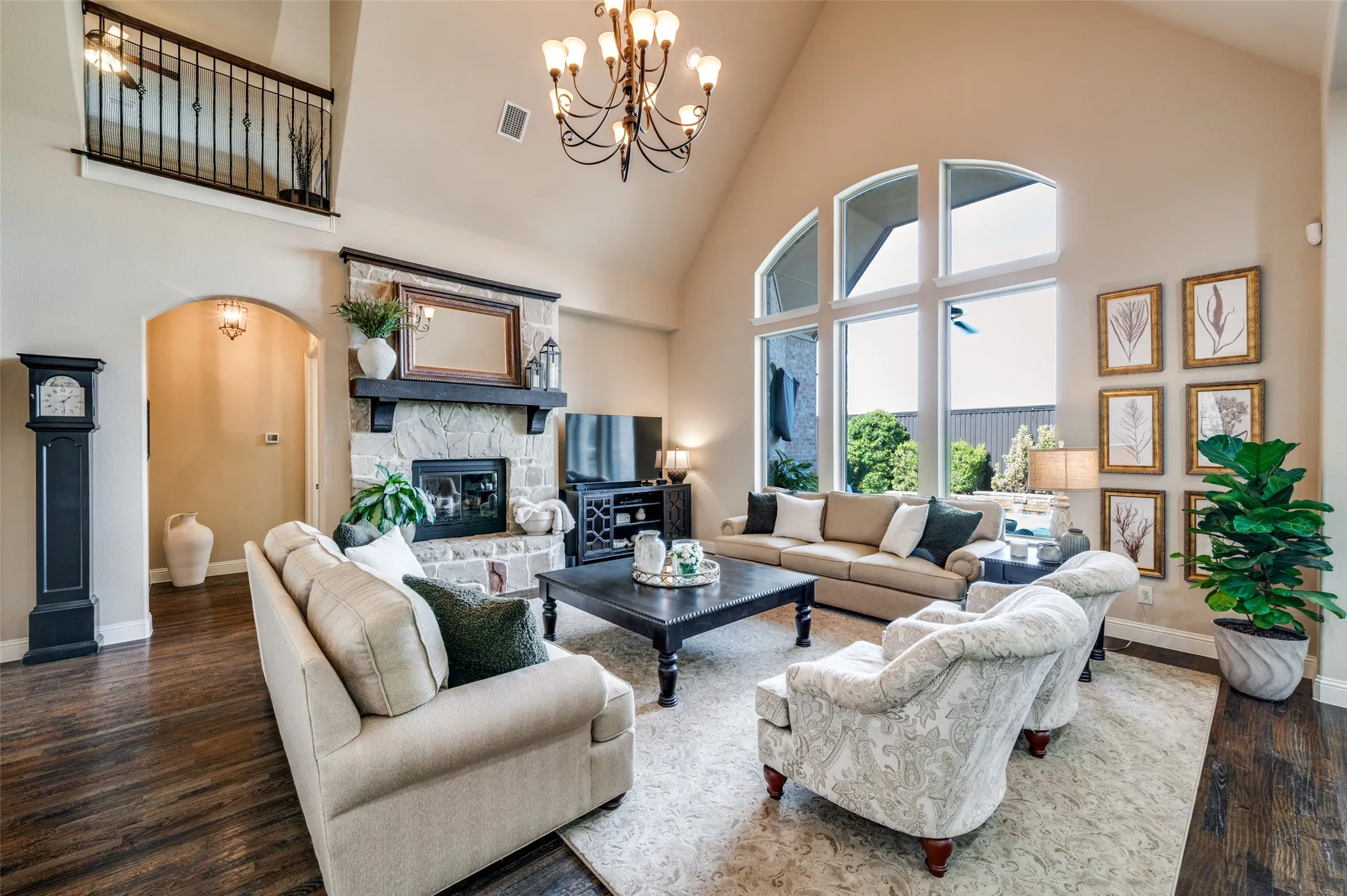Single Family Residence For Sale in Collin County , 14860 Bardwell Lane, Frisco, Texas 75035, 5 Bedroom, 5 Bathroom, 3 Garage spaces, 4,776 Sqft, built in 2012, mls#21399780, Real Estate Agent in Frisco, Homes For Sale in Collin county, Homes For Sale in Frisco, Realtor in Frisco Texas, Real Estate Brokerage Independent Realty Texas, Luminita Cordes Realtor