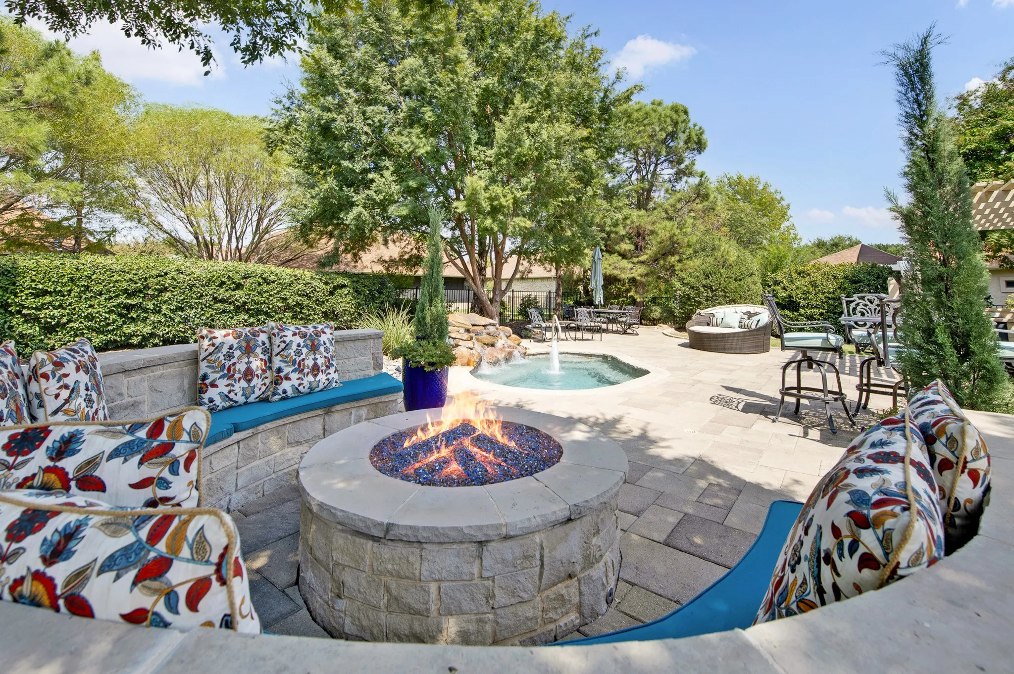 Single Family Residence For Sale in Denton County , 9608 Grandview Drive, Denton, Texas 76207, 2 Bedroom, 2 Bathroom, 2 Garage spaces, 2,131 Sqft, built in 2003, mls#21399509, Real Estate Agent in Denton, Homes For Sale in Denton county, Homes For Sale in Denton, Realtor in Denton Texas, Real Estate Brokerage Independent Realty Texas, Luminita Cordes Realtor