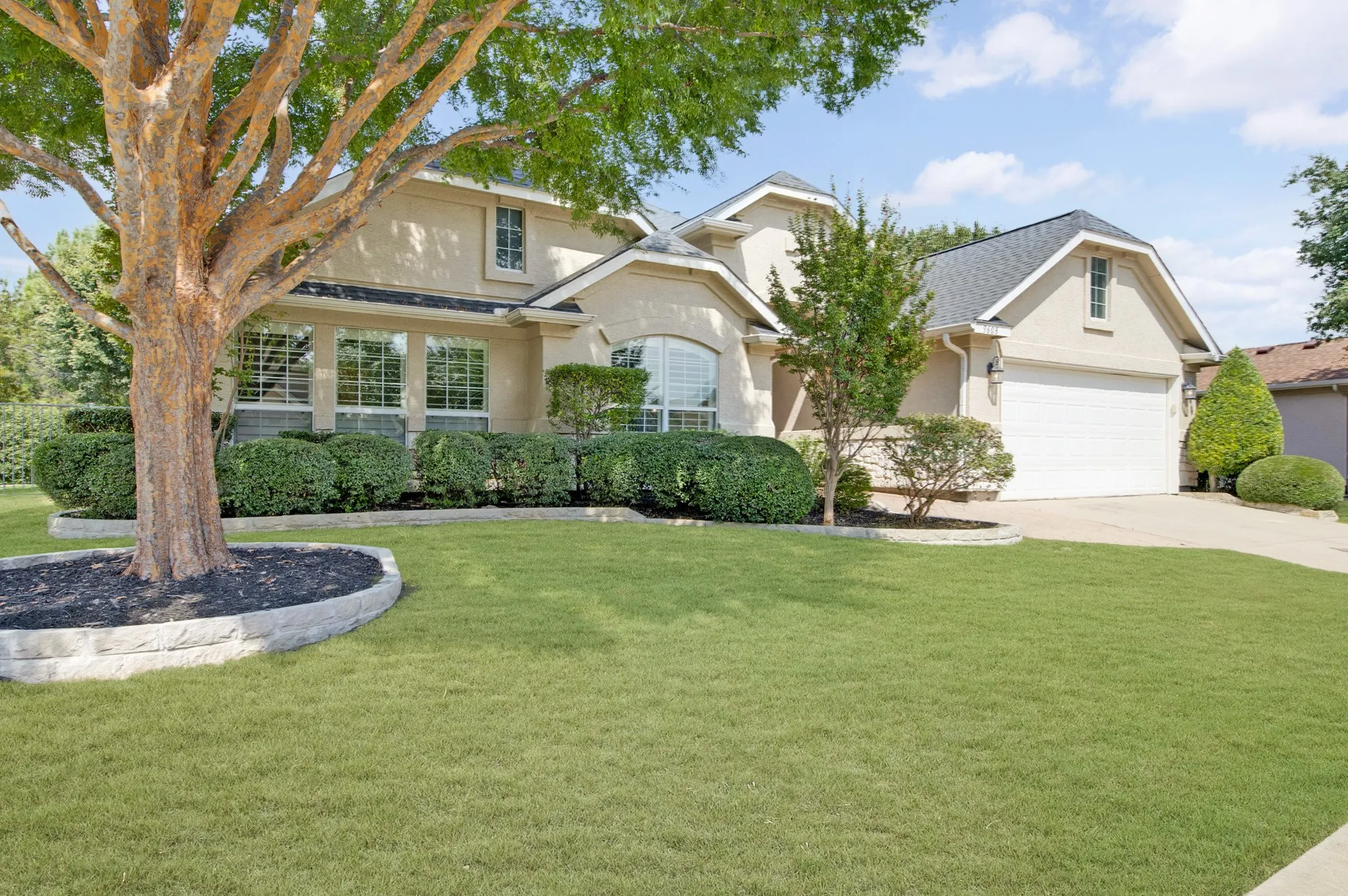 Single Family Residence For Sale in Denton County , 9608 Grandview Drive, Denton, Texas 76207, 2 Bedroom, 2 Bathroom, 2 Garage spaces, 2,131 Sqft, built in 2003, mls#21399509, Real Estate Agent in Denton, Homes For Sale in Denton county, Homes For Sale in Denton, Realtor in Denton Texas, Real Estate Brokerage Independent Realty Texas, Luminita Cordes Realtor