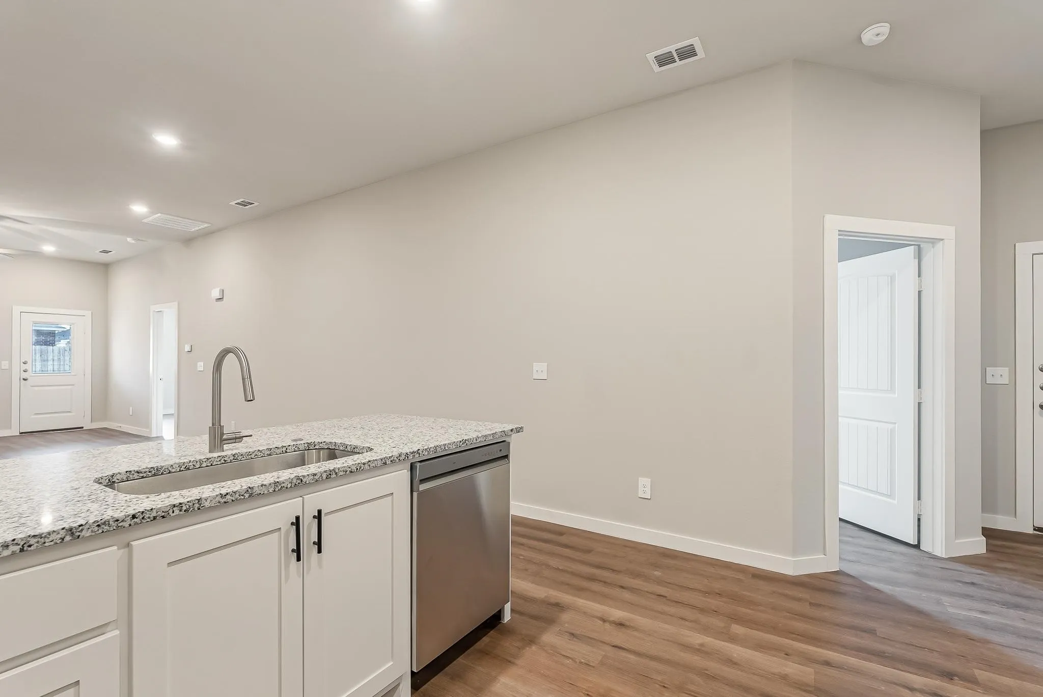 Duplex For Rent in Taylor County , 2625 Baron Avenue, Abilene, Texas 79606, 3 Bedroom, 2 Bathroom, 1 Garage spaces, 1,400 Sqft, built in 2024, mls#21399847, Real Estate Agent in Abilene, Homes For Rent in Taylor county, Homes For Rent in Abilene, Realtor in Abilene Texas, Real Estate Brokerage Independent Realty Texas, Luminita Cordes Realtor