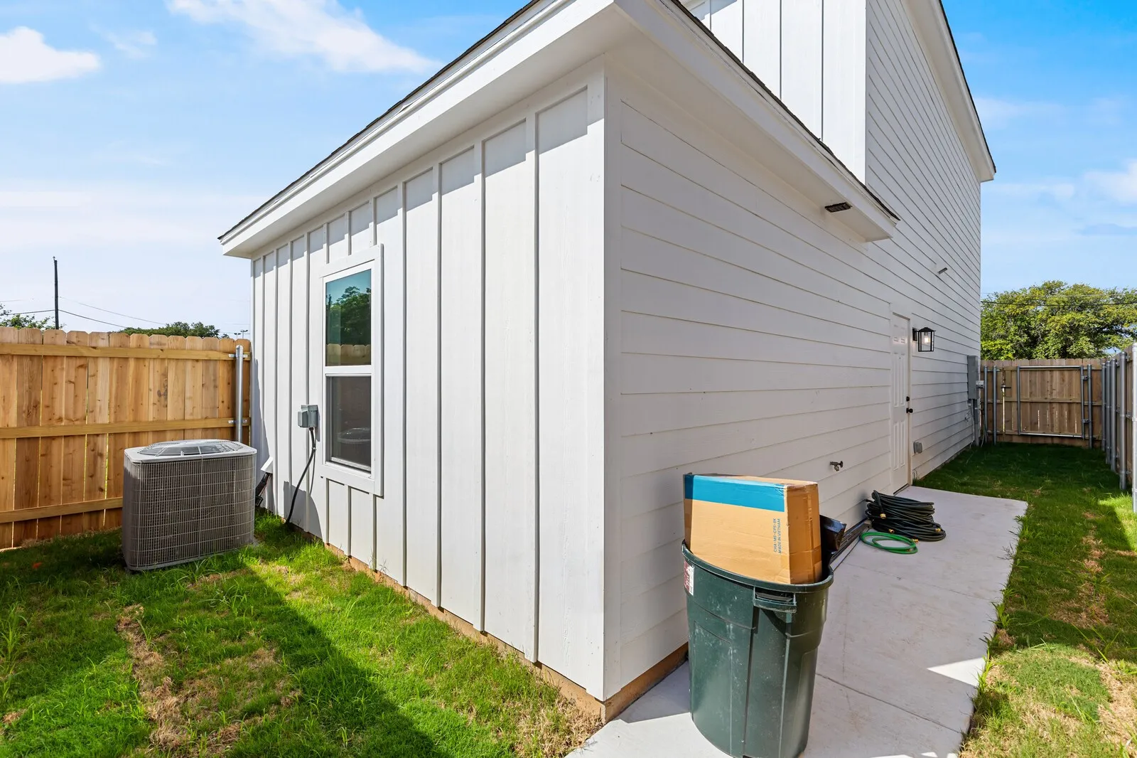 Single Family Residence For Sale in Mc Lennan County , 84 Crescent, Waco, Texas 76705, 3 Bedroom, 2 Bathroom, Garage spaces, 1,165 Sqft, built in 2026, mls#21399075, Real Estate Agent in Waco, Homes For Sale in Mc Lennan county, Homes For Sale in Waco, Realtor in Waco Texas, Real Estate Brokerage Independent Realty Texas, Luminita Cordes Realtor