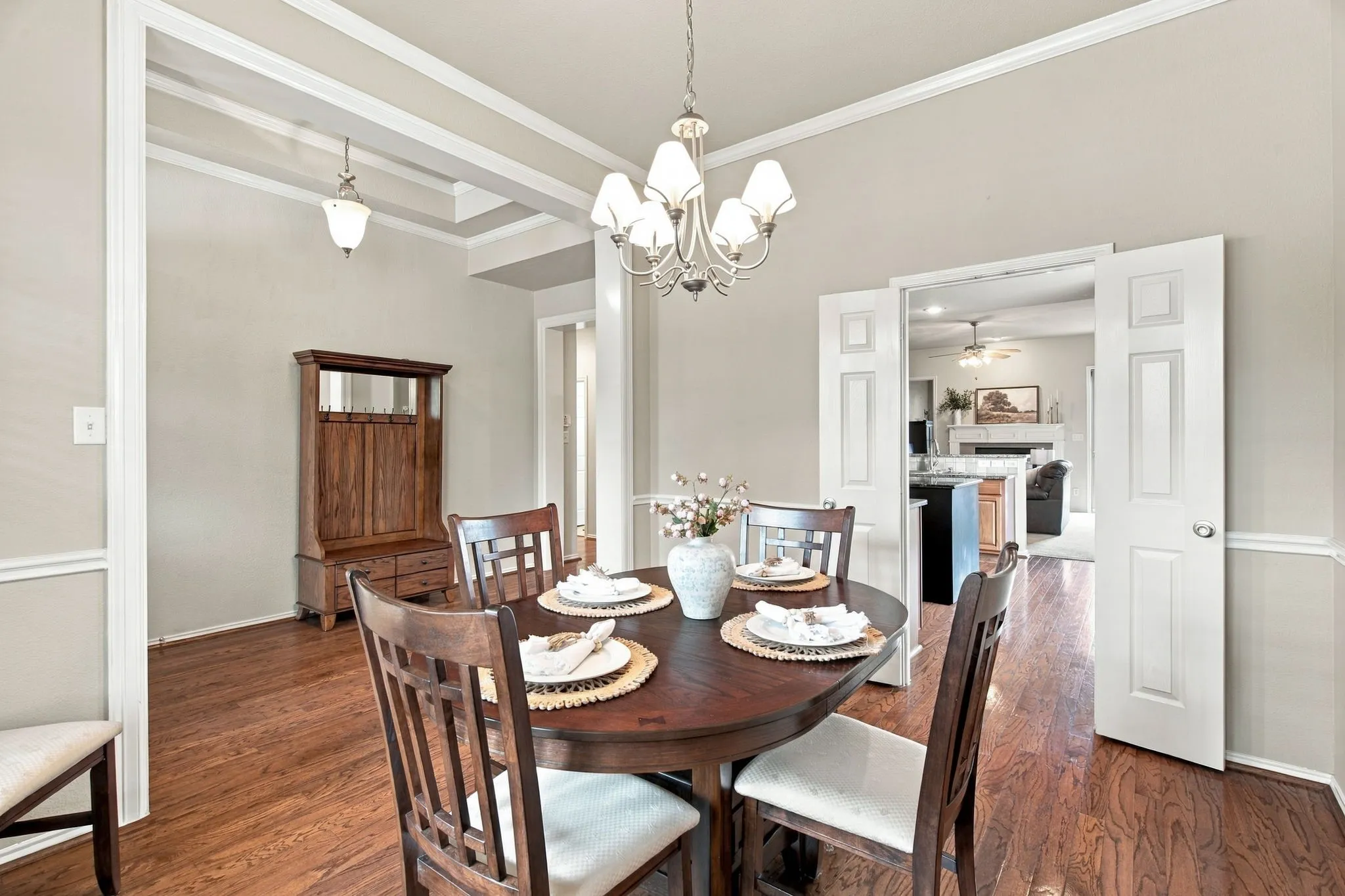 Formal dining opens into the kitchen, could be a 2nd Living space downstairs