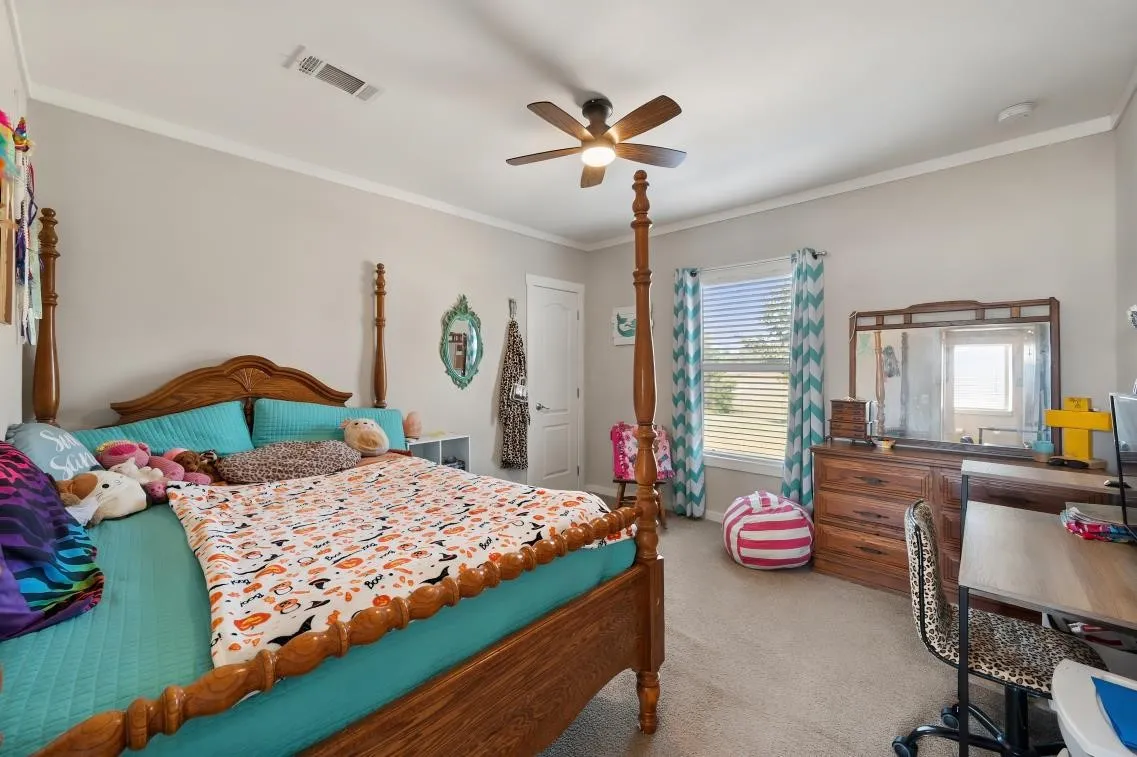 Mobile Home For Sale in Navarro County , 822 SE County Road 3100, Corsicana, Texas 75109, 3 Bedroom, 2 Bathroom, Garage spaces, 1,456 Sqft, built in 2021, mls#21397560, Real Estate Agent in Corsicana, Homes For Sale in Navarro county, Homes For Sale in Corsicana, Realtor in Corsicana Texas, Real Estate Brokerage Independent Realty Texas, Luminita Cordes Realtor