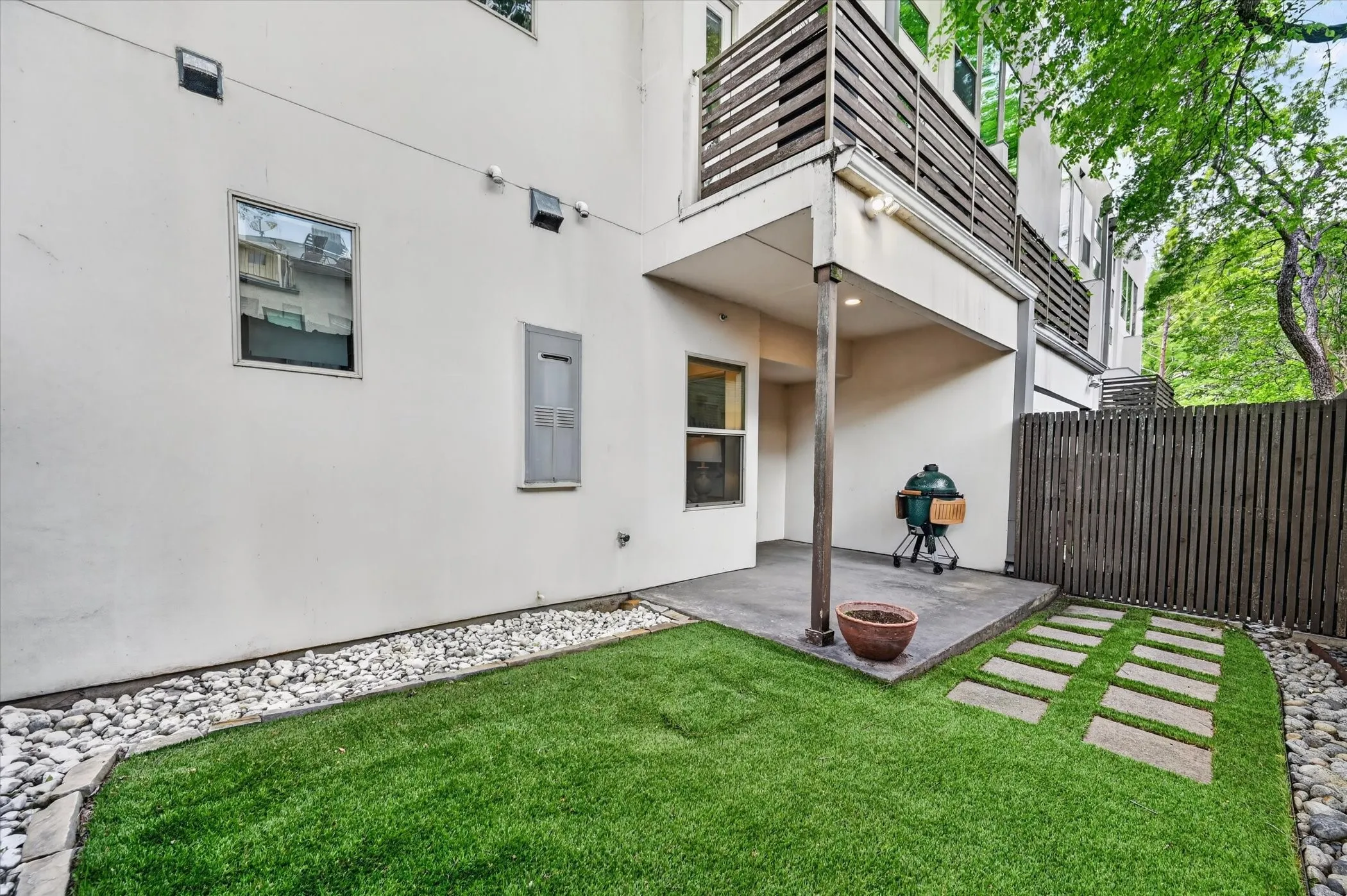 Condominium For Rent in Dallas County , 4230 Travis Street 4, Dallas, Texas 75205, 2 Bedroom, 3 Bathroom, 2 Garage spaces, 2,355 Sqft, built in 2012, mls#21399859, Real Estate Agent in Dallas, Homes For Rent in Dallas county, Homes For Rent in Dallas, Realtor in Dallas Texas, Real Estate Brokerage Independent Realty Texas, Luminita Cordes Realtor