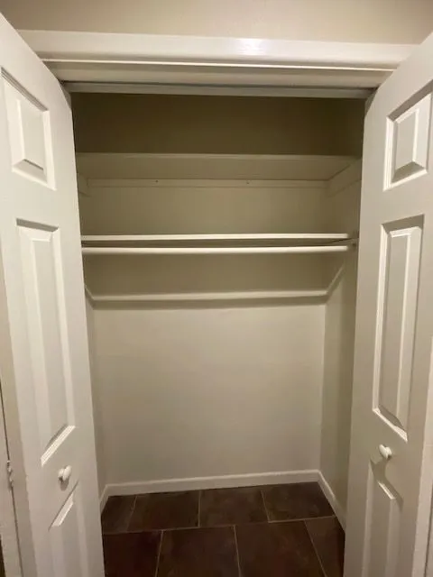 Duplex For Rent in Taylor County , 1142 Highland Avenue 1140, Abilene, Texas 79605, 1 Bedroom, 1 Bathroom, 1 Garage spaces, 920 Sqft, built in 1956, mls#21399865, Real Estate Agent in Abilene, Homes For Rent in Taylor county, Homes For Rent in Abilene, Realtor in Abilene Texas, Real Estate Brokerage Independent Realty Texas, Luminita Cordes Realtor
