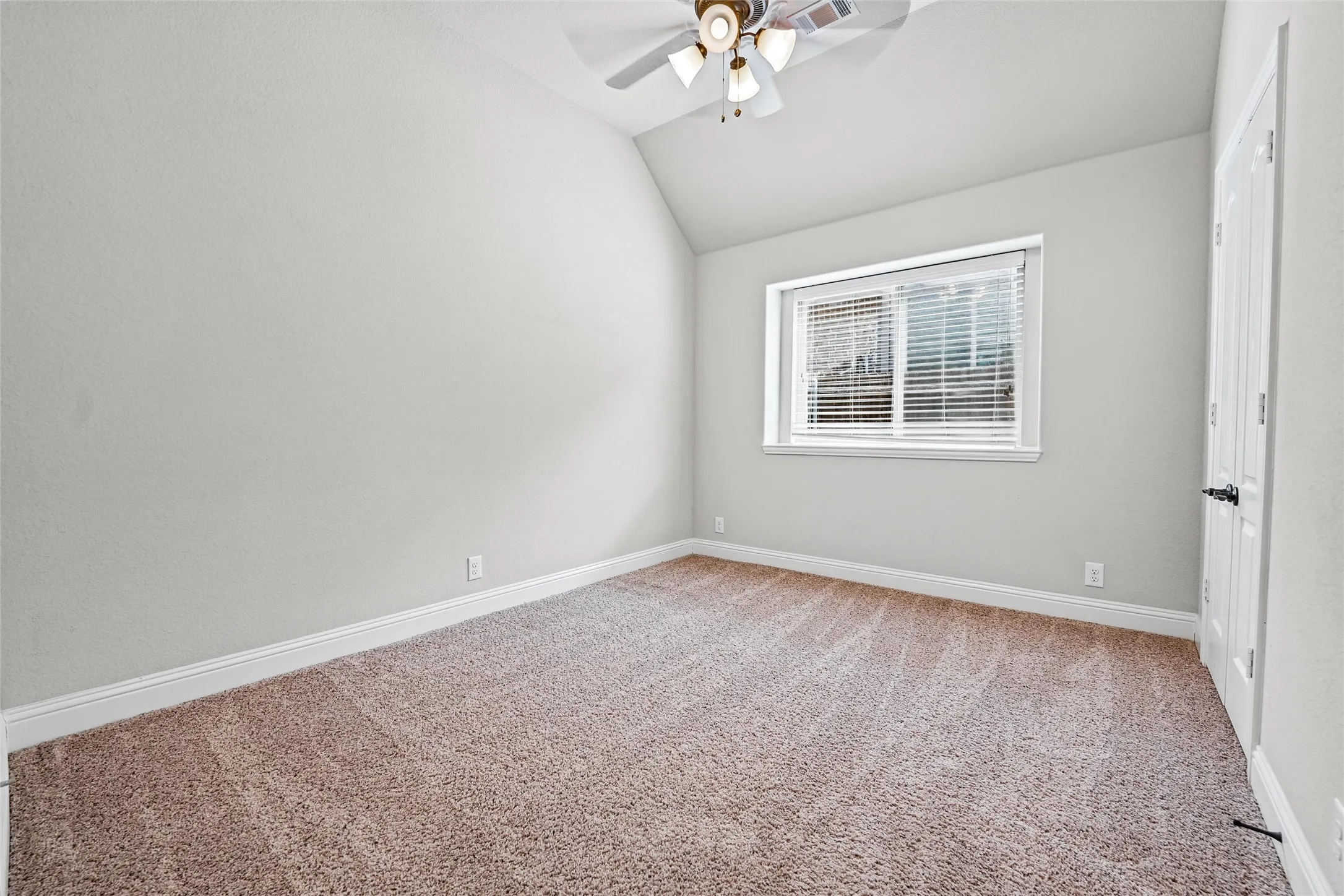 Single Family Residence For Sale in Collin County , 2107 Victoria Lane, Princeton, Texas 75407, 4 Bedroom, 2 Bathroom, 2 Garage spaces, 1,964 Sqft, built in 2018, mls#21399850, Real Estate Agent in Princeton, Homes For Sale in Collin county, Homes For Sale in Princeton, Realtor in Princeton Texas, Real Estate Brokerage Independent Realty Texas, Luminita Cordes Realtor