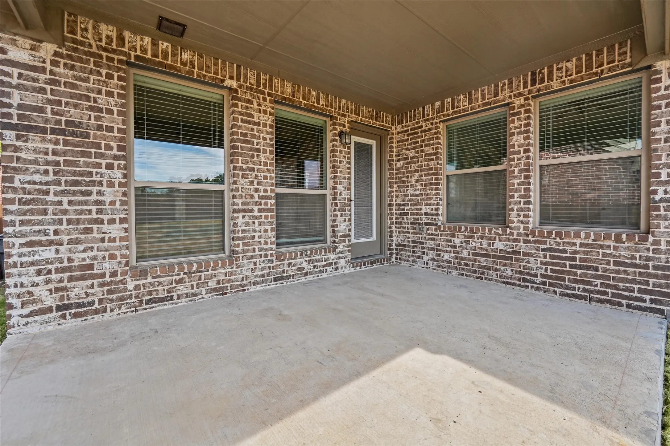 Single Family Residence For Sale in Collin County , 2107 Victoria Lane, Princeton, Texas 75407, 4 Bedroom, 2 Bathroom, 2 Garage spaces, 1,964 Sqft, built in 2018, mls#21399850, Real Estate Agent in Princeton, Homes For Sale in Collin county, Homes For Sale in Princeton, Realtor in Princeton Texas, Real Estate Brokerage Independent Realty Texas, Luminita Cordes Realtor