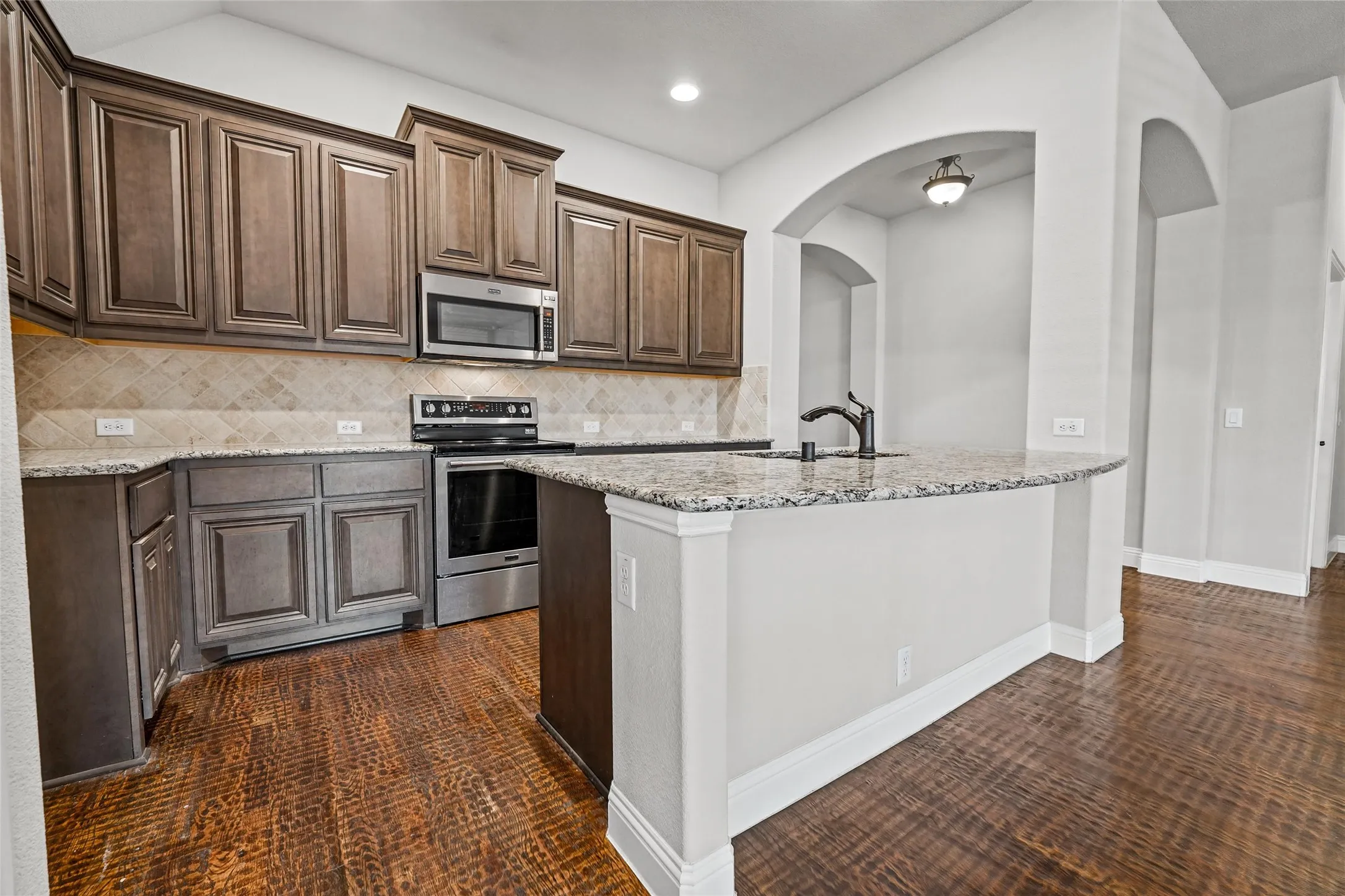 Single Family Residence For Sale in Collin County , 2107 Victoria Lane, Princeton, Texas 75407, 4 Bedroom, 2 Bathroom, 2 Garage spaces, 1,964 Sqft, built in 2018, mls#21399850, Real Estate Agent in Princeton, Homes For Sale in Collin county, Homes For Sale in Princeton, Realtor in Princeton Texas, Real Estate Brokerage Independent Realty Texas, Luminita Cordes Realtor