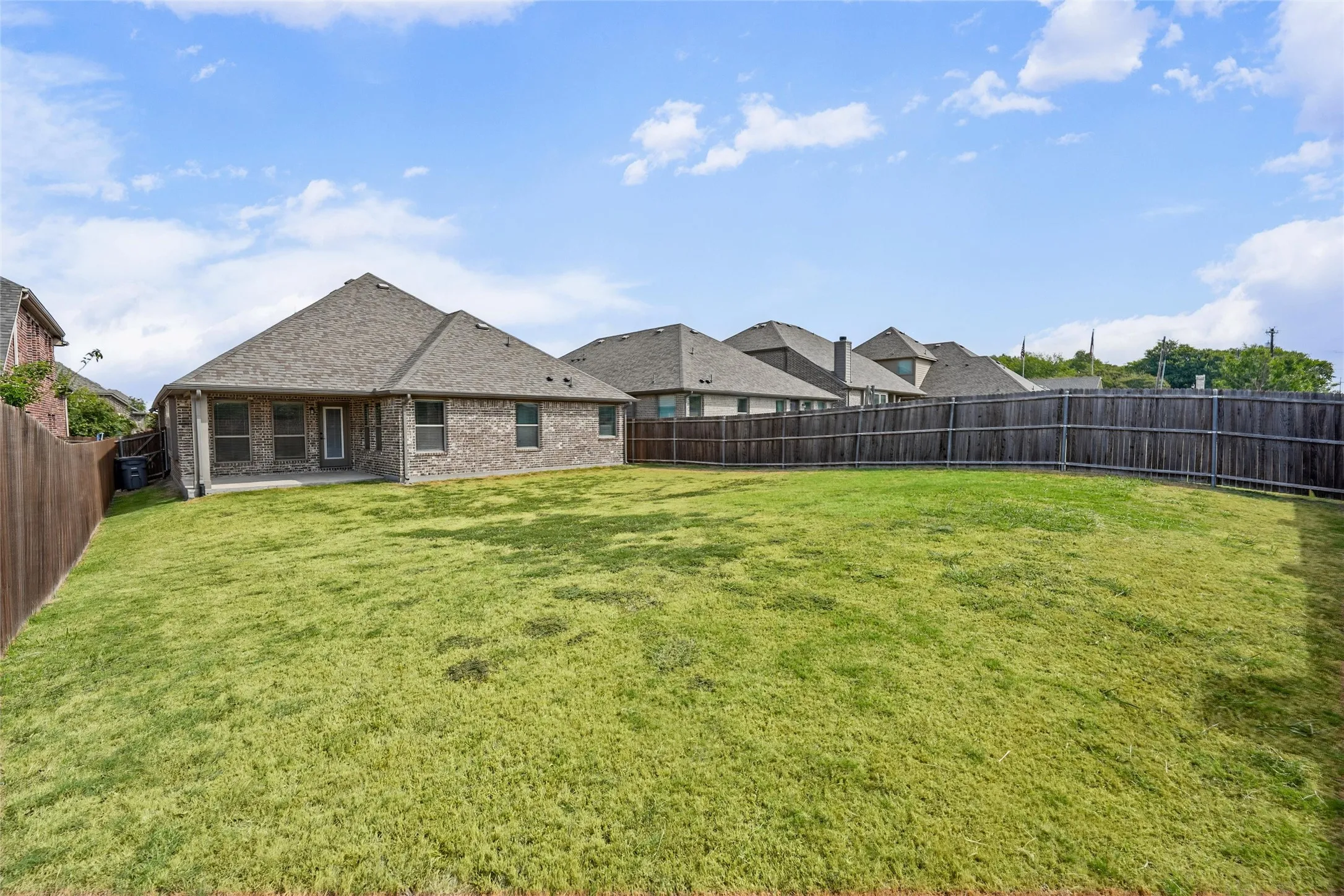 Single Family Residence For Sale in Collin County , 2107 Victoria Lane, Princeton, Texas 75407, 4 Bedroom, 2 Bathroom, 2 Garage spaces, 1,964 Sqft, built in 2018, mls#21399850, Real Estate Agent in Princeton, Homes For Sale in Collin county, Homes For Sale in Princeton, Realtor in Princeton Texas, Real Estate Brokerage Independent Realty Texas, Luminita Cordes Realtor
