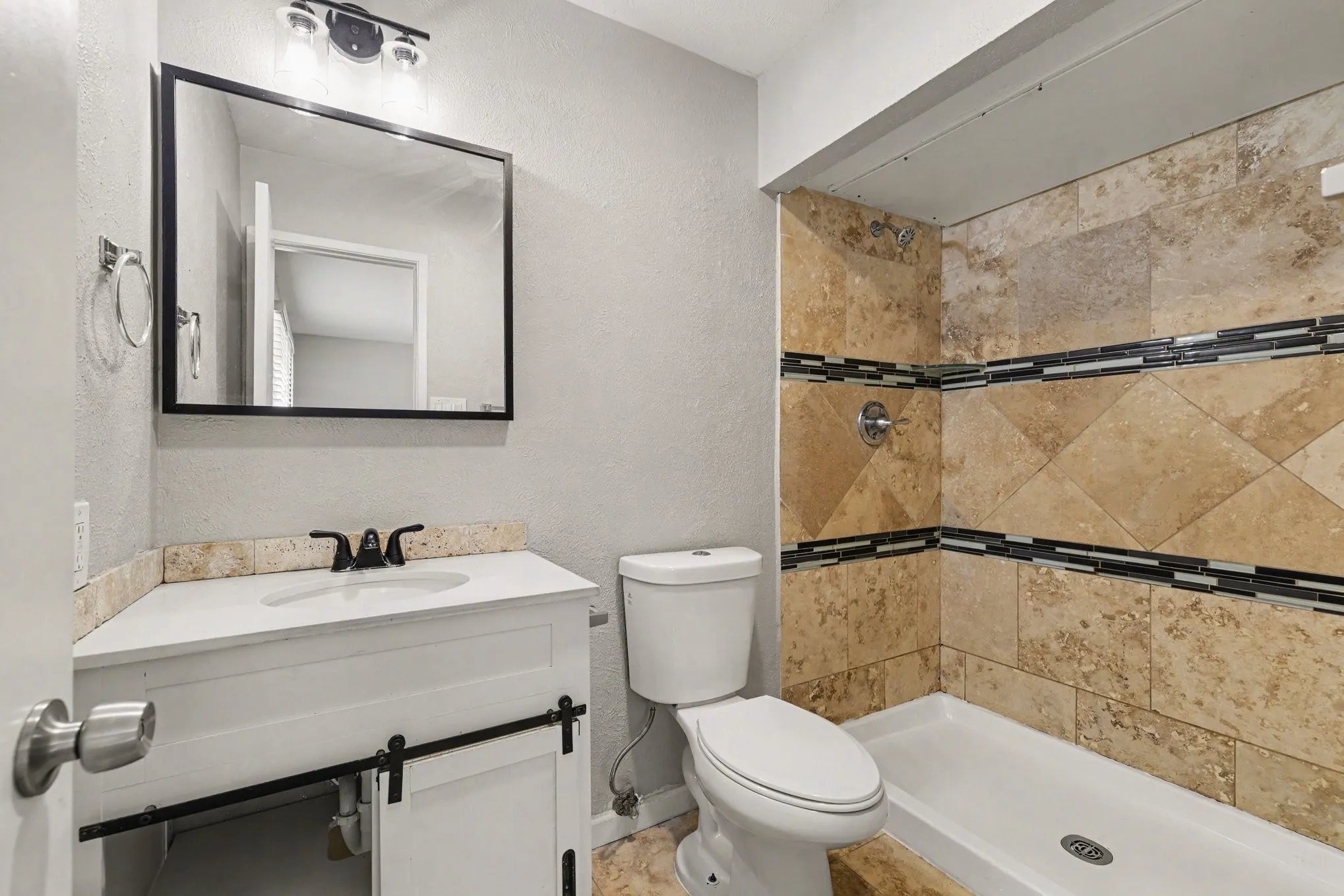 Single Family Residence For Sale in Denton County , 5312 Slay Drive, The Colony, Texas 75056, 3 Bedroom, 2 Bathroom, 2 Garage spaces, 1,339 Sqft, built in 1974, mls#21398437, Real Estate Agent in The Colony, Homes For Sale in Denton county, Homes For Sale in The Colony, Realtor in The Colony Texas, Real Estate Brokerage Independent Realty Texas, Luminita Cordes Realtor