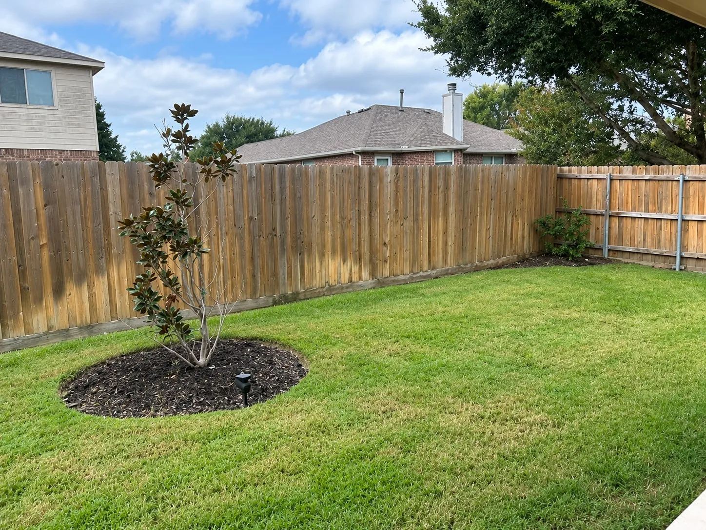 Single Family Residence For Rent in Tarrant County , 4700 Valleyview Drive, Mansfield, Texas 76063, 4 Bedroom, 2 Bathroom, 2 Garage spaces, 1,674 Sqft, built in 2010, mls#21395980, Real Estate Agent in Mansfield, Homes For Rent in Tarrant county, Homes For Rent in Mansfield, Realtor in Mansfield Texas, Real Estate Brokerage Independent Realty Texas, Luminita Cordes Realtor