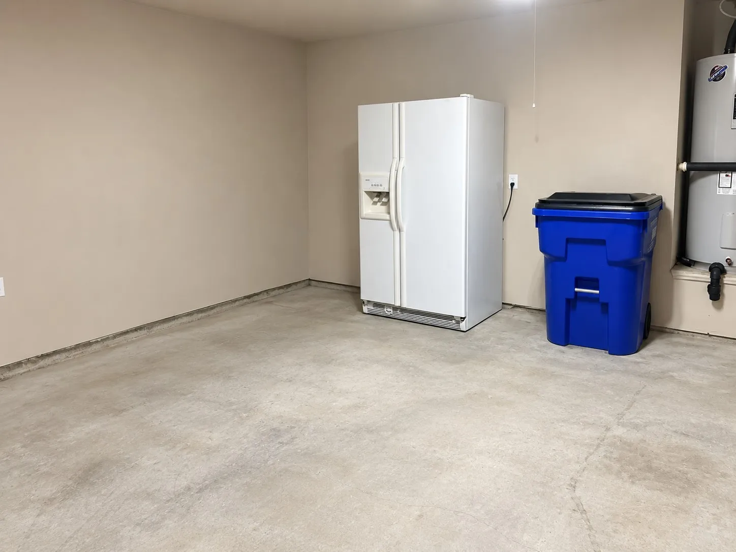 Single Family Residence For Rent in Tarrant County , 4700 Valleyview Drive, Mansfield, Texas 76063, 4 Bedroom, 2 Bathroom, 2 Garage spaces, 1,674 Sqft, built in 2010, mls#21395980, Real Estate Agent in Mansfield, Homes For Rent in Tarrant county, Homes For Rent in Mansfield, Realtor in Mansfield Texas, Real Estate Brokerage Independent Realty Texas, Luminita Cordes Realtor