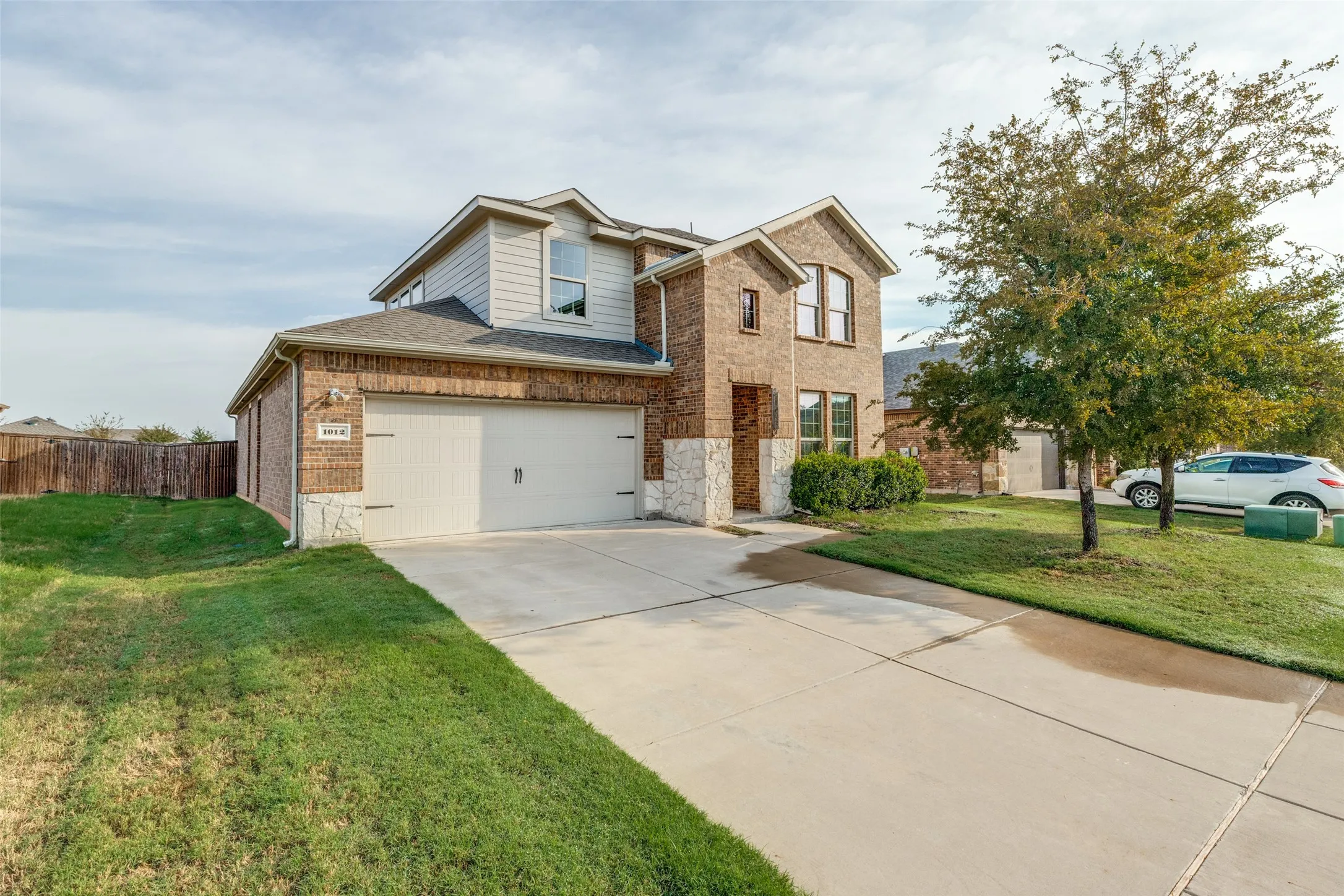 Single Family Residence For Rent in Collin County , 1012 Crepe Myrtle Lane, Anna, Texas 75409, 4 Bedroom, 3 Bathroom, 2 Garage spaces, 2,338 Sqft, built in 2020, mls#21398550, Real Estate Agent in Anna, Homes For Rent in Collin county, Homes For Rent in Anna, Realtor in Anna Texas, Real Estate Brokerage Independent Realty Texas, Luminita Cordes Realtor