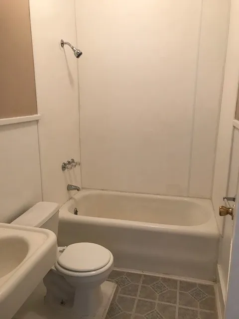 Apartment For Rent in Taylor County , 649 E North 18th Street 3, Abilene, Texas 79601, 1 Bedroom, 1 Bathroom, Garage spaces, 540 Sqft, built in 1934, mls#21399915, Real Estate Agent in Abilene, Homes For Rent in Taylor county, Homes For Rent in Abilene, Realtor in Abilene Texas, Real Estate Brokerage Independent Realty Texas, Luminita Cordes Realtor