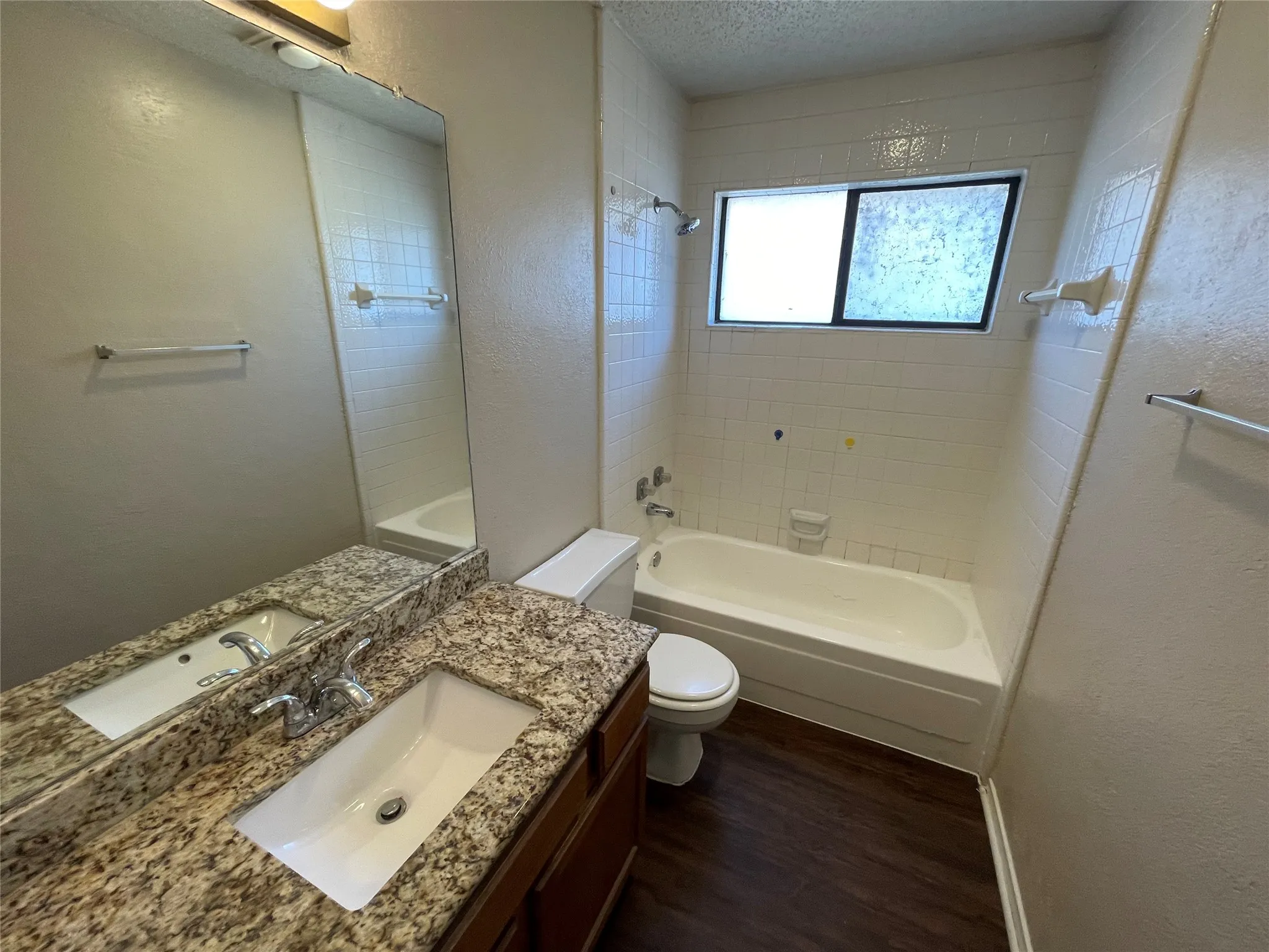Single Family Residence For Rent in Dallas County , 2310 Windridge Lane, Rowlett, Texas 75088, 3 Bedroom, 2 Bathroom, 2 Garage spaces, 1,604 Sqft, built in 1985, mls#21399919, Real Estate Agent in Rowlett, Homes For Rent in Dallas county, Homes For Rent in Rowlett, Realtor in Rowlett Texas, Real Estate Brokerage Independent Realty Texas, Luminita Cordes Realtor