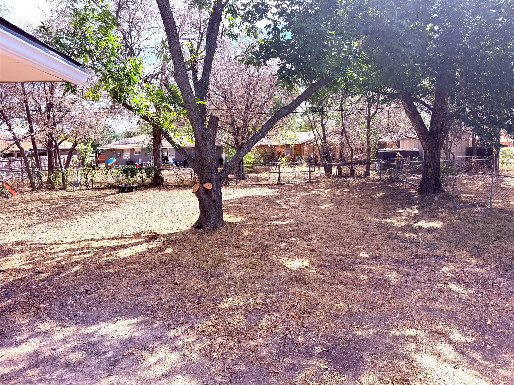 Single Family Residence For Rent in Dallas County , 330 W Orange Street, Duncanville, Texas 75116, 4 Bedroom, 2 Bathroom, Garage spaces, 1,852 Sqft, built in 1960, mls#21399465, Real Estate Agent in Duncanville, Homes For Rent in Dallas county, Homes For Rent in Duncanville, Realtor in Duncanville Texas, Real Estate Brokerage Independent Realty Texas, Luminita Cordes Realtor