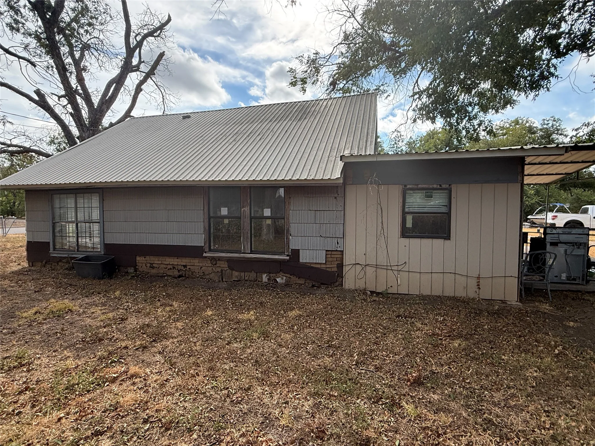 Single Family Residence For Sale in Brown County , 1109 Duke Street, Brownwood, Texas 76801, 4 Bedroom, 1 Bathroom, 1 Garage spaces, 1,971 Sqft, built in 0, mls#21399716, Real Estate Agent in Brownwood, Homes For Sale in Brown county, Homes For Sale in Brownwood, Realtor in Brownwood Texas, Real Estate Brokerage Independent Realty Texas, Luminita Cordes Realtor