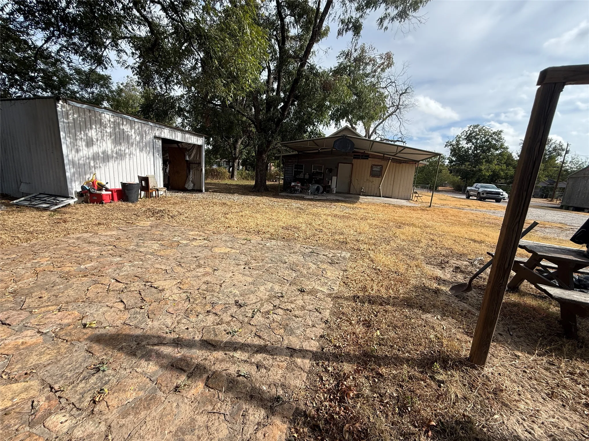 Single Family Residence For Sale in Brown County , 1109 Duke Street, Brownwood, Texas 76801, 4 Bedroom, 1 Bathroom, 1 Garage spaces, 1,971 Sqft, built in 0, mls#21399716, Real Estate Agent in Brownwood, Homes For Sale in Brown county, Homes For Sale in Brownwood, Realtor in Brownwood Texas, Real Estate Brokerage Independent Realty Texas, Luminita Cordes Realtor