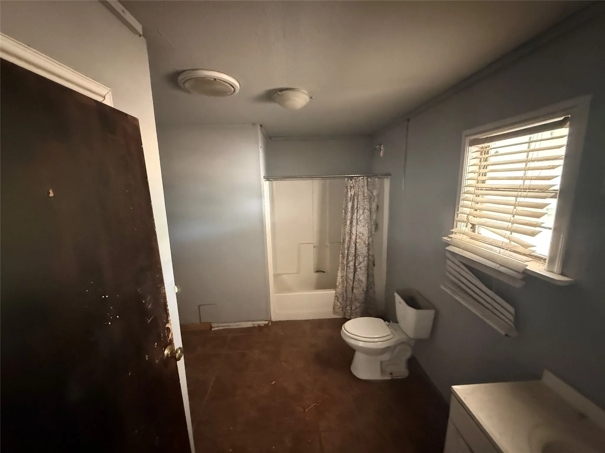 Single Family Residence For Sale in Brown County , 1109 Duke Street, Brownwood, Texas 76801, 4 Bedroom, 1 Bathroom, 1 Garage spaces, 1,971 Sqft, built in 0, mls#21399716, Real Estate Agent in Brownwood, Homes For Sale in Brown county, Homes For Sale in Brownwood, Realtor in Brownwood Texas, Real Estate Brokerage Independent Realty Texas, Luminita Cordes Realtor