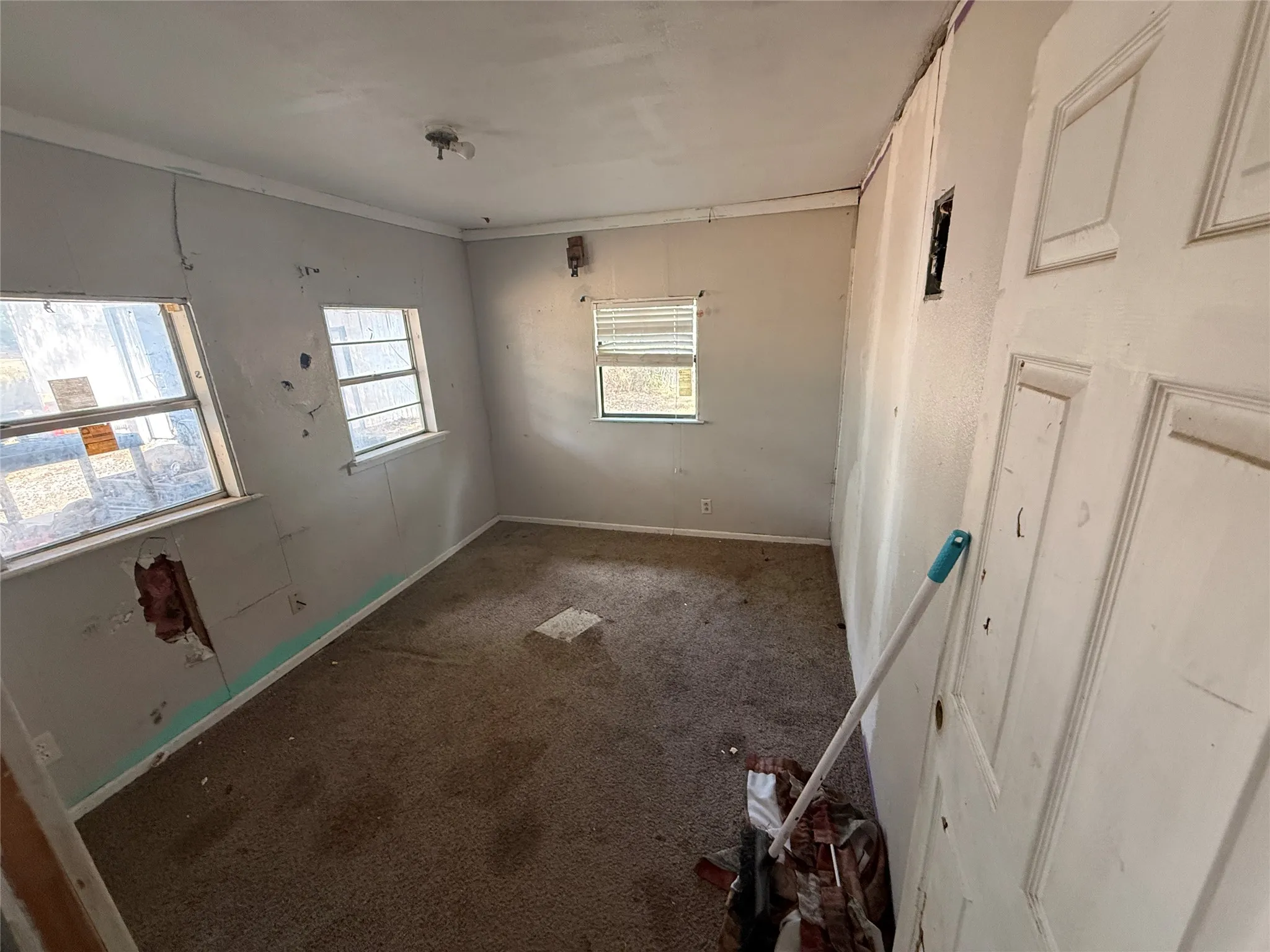 Single Family Residence For Sale in Brown County , 1109 Duke Street, Brownwood, Texas 76801, 4 Bedroom, 1 Bathroom, 1 Garage spaces, 1,971 Sqft, built in 0, mls#21399716, Real Estate Agent in Brownwood, Homes For Sale in Brown county, Homes For Sale in Brownwood, Realtor in Brownwood Texas, Real Estate Brokerage Independent Realty Texas, Luminita Cordes Realtor