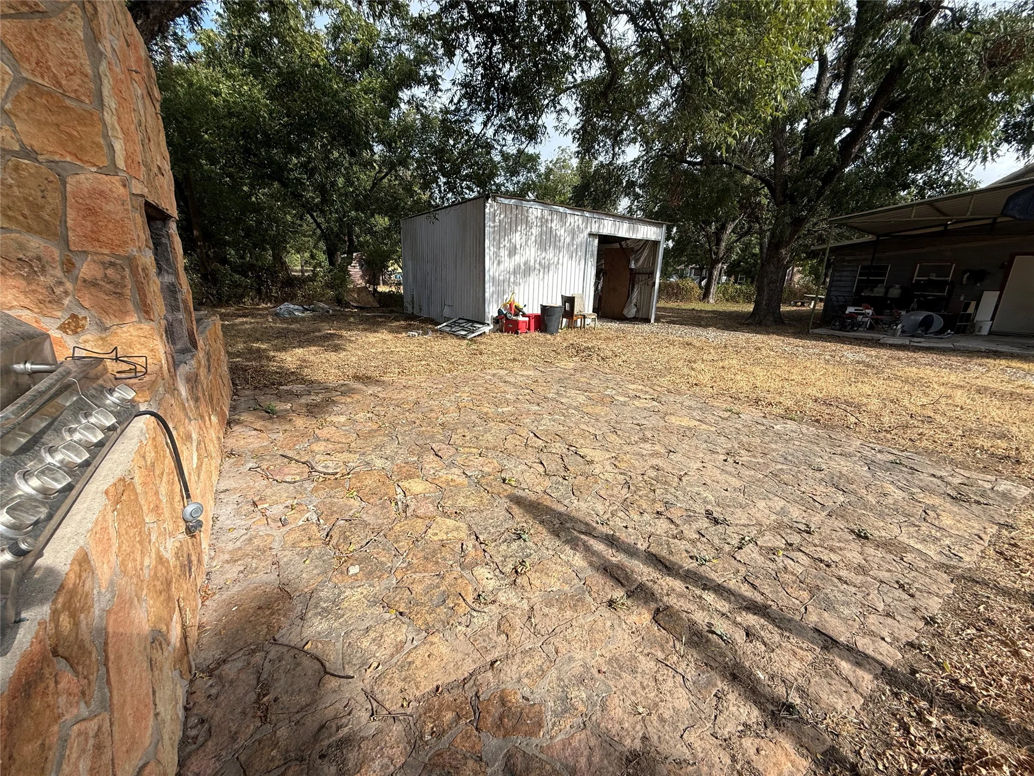 Single Family Residence For Sale in Brown County , 1109 Duke Street, Brownwood, Texas 76801, 4 Bedroom, 1 Bathroom, 1 Garage spaces, 1,971 Sqft, built in 0, mls#21399716, Real Estate Agent in Brownwood, Homes For Sale in Brown county, Homes For Sale in Brownwood, Realtor in Brownwood Texas, Real Estate Brokerage Independent Realty Texas, Luminita Cordes Realtor