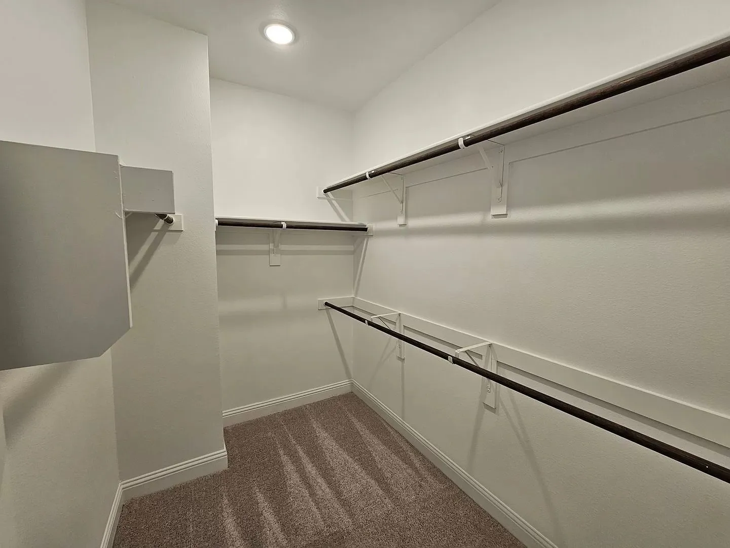 Townhouse For Rent in Denton County , 549 Hutchinson Lane, Lewisville, Texas 75077, 3 Bedroom, 3 Bathroom, 2 Garage spaces, 1,920 Sqft, built in 2022, mls#21399924, Real Estate Agent in Lewisville, Homes For Rent in Denton county, Homes For Rent in Lewisville, Realtor in Lewisville Texas, Real Estate Brokerage Independent Realty Texas, Luminita Cordes Realtor