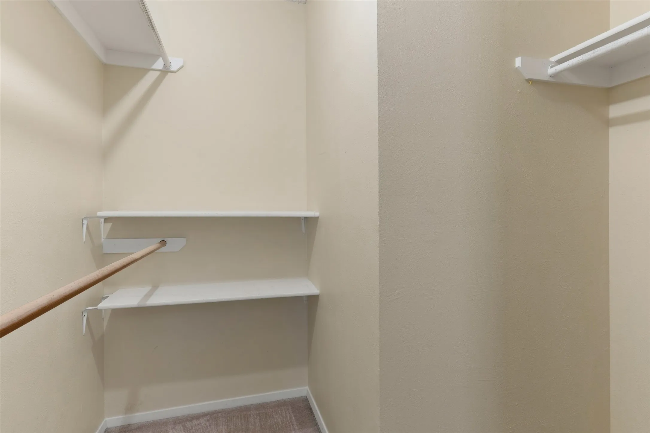 Condominium For Sale in Denton County , 716 W Mulberry Street 1C, Denton, Texas 76201, 2 Bedroom, 3 Bathroom, Garage spaces, 1,130 Sqft, built in 1984, mls#21398912, Real Estate Agent in Denton, Homes For Sale in Denton county, Homes For Sale in Denton, Realtor in Denton Texas, Real Estate Brokerage Independent Realty Texas, Luminita Cordes Realtor