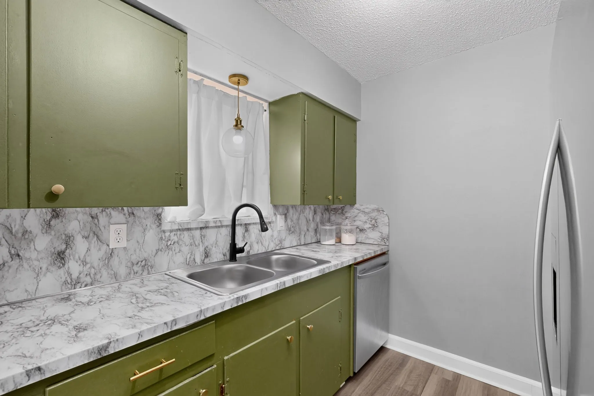 Single Family Residence For Sale in Kaufman County , 873 Beverly Drive, Terrell, Texas 75160, 3 Bedroom, 2 Bathroom, Garage spaces, 1,723 Sqft, built in 1966, mls#21399928, Real Estate Agent in Terrell, Homes For Sale in Kaufman county, Homes For Sale in Terrell, Realtor in Terrell Texas, Real Estate Brokerage Independent Realty Texas, Luminita Cordes Realtor