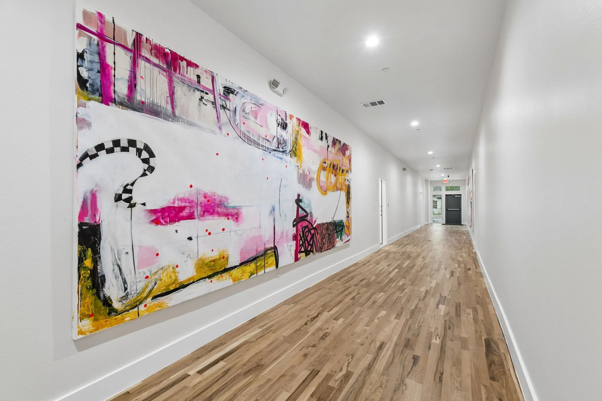 Apartment For Rent in Dallas County , 5021 Bryan Street, Dallas, Texas 75206, 1 Bedroom, 1 Bathroom, Garage spaces, 843 Sqft, built in 2026, mls#21384236, Real Estate Agent in Dallas, Homes For Rent in Dallas county, Homes For Rent in Dallas, Realtor in Dallas Texas, Real Estate Brokerage Independent Realty Texas, Luminita Cordes Realtor