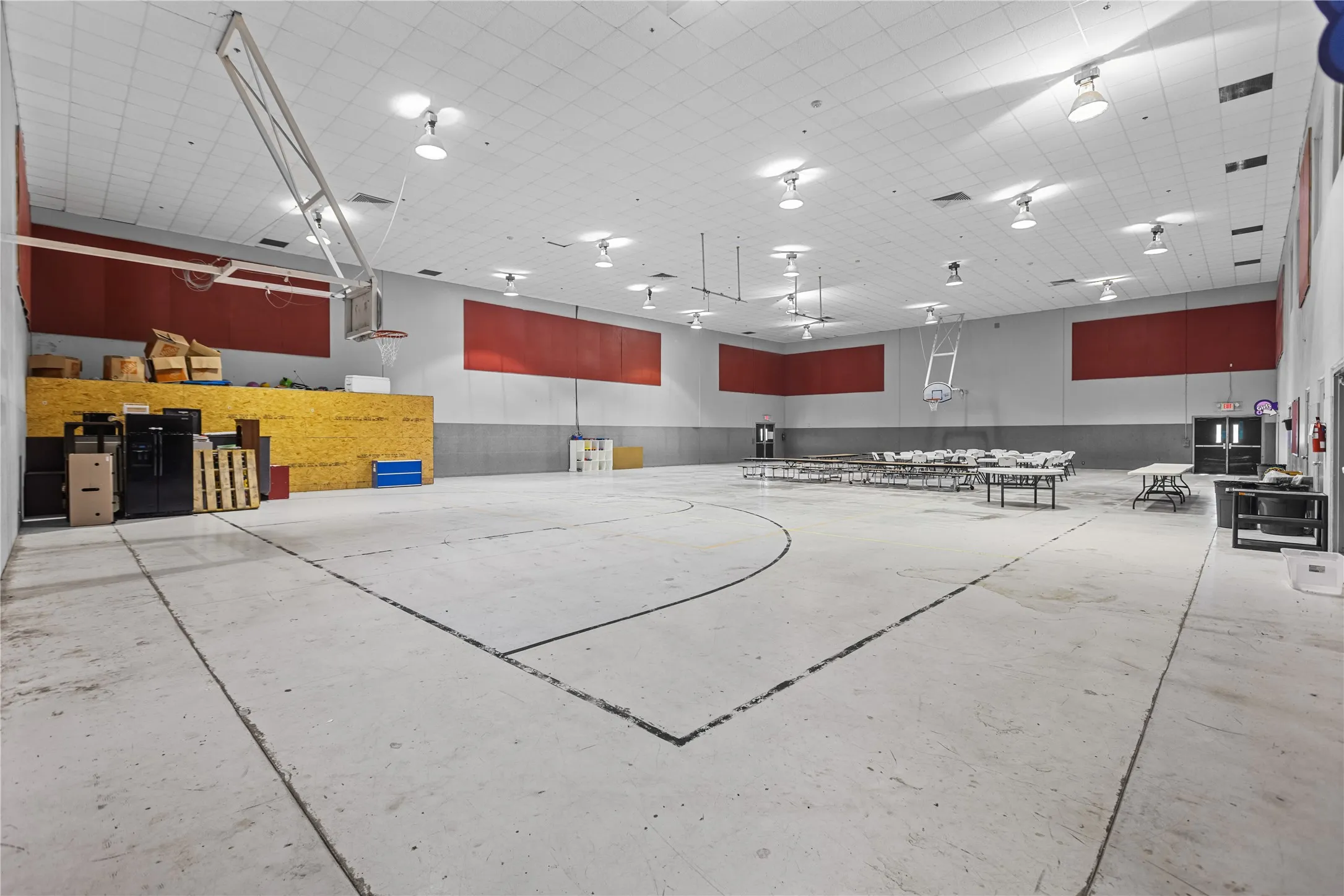 Business For Rent in Cooke County , 2205 E Highway 82, Gainesville, Texas 76240, 0, 0, Garage spaces, 21,650 Sqft, built in 0, mls#21397410, Real Estate Agent in Gainesville, Homes For Rent in Cooke county, Homes For Rent in Gainesville, Realtor in Gainesville Texas, Real Estate Brokerage Independent Realty Texas, Luminita Cordes Realtor