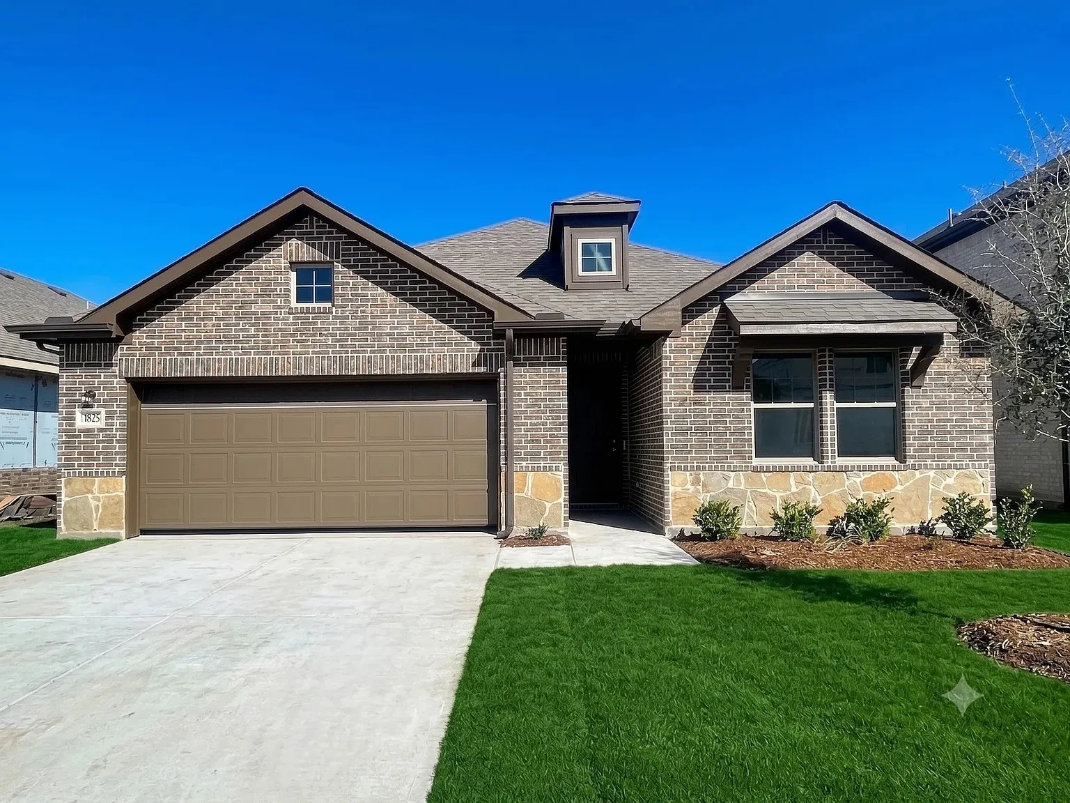 Single Family Residence For Rent in Collin County , 1825 Plymouth Drive, Princeton, Texas 75407, 4 Bedroom, 2 Bathroom, 2 Garage spaces, 2,264 Sqft, built in 2021, mls#21399946, Real Estate Agent in Princeton, Homes For Rent in Collin county, Homes For Rent in Princeton, Realtor in Princeton Texas, Real Estate Brokerage Independent Realty Texas, Luminita Cordes Realtor