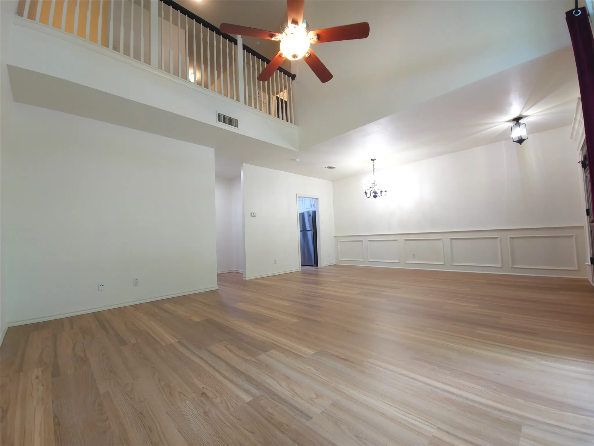 Townhouse For Rent in Parker County , 426 W Oak Street, Weatherford, Texas 76086, 2 Bedroom, 3 Bathroom, 2 Garage spaces, 1,651 Sqft, built in 1990, mls#21399948, Real Estate Agent in Weatherford, Homes For Rent in Parker county, Homes For Rent in Weatherford, Realtor in Weatherford Texas, Real Estate Brokerage Independent Realty Texas, Luminita Cordes Realtor