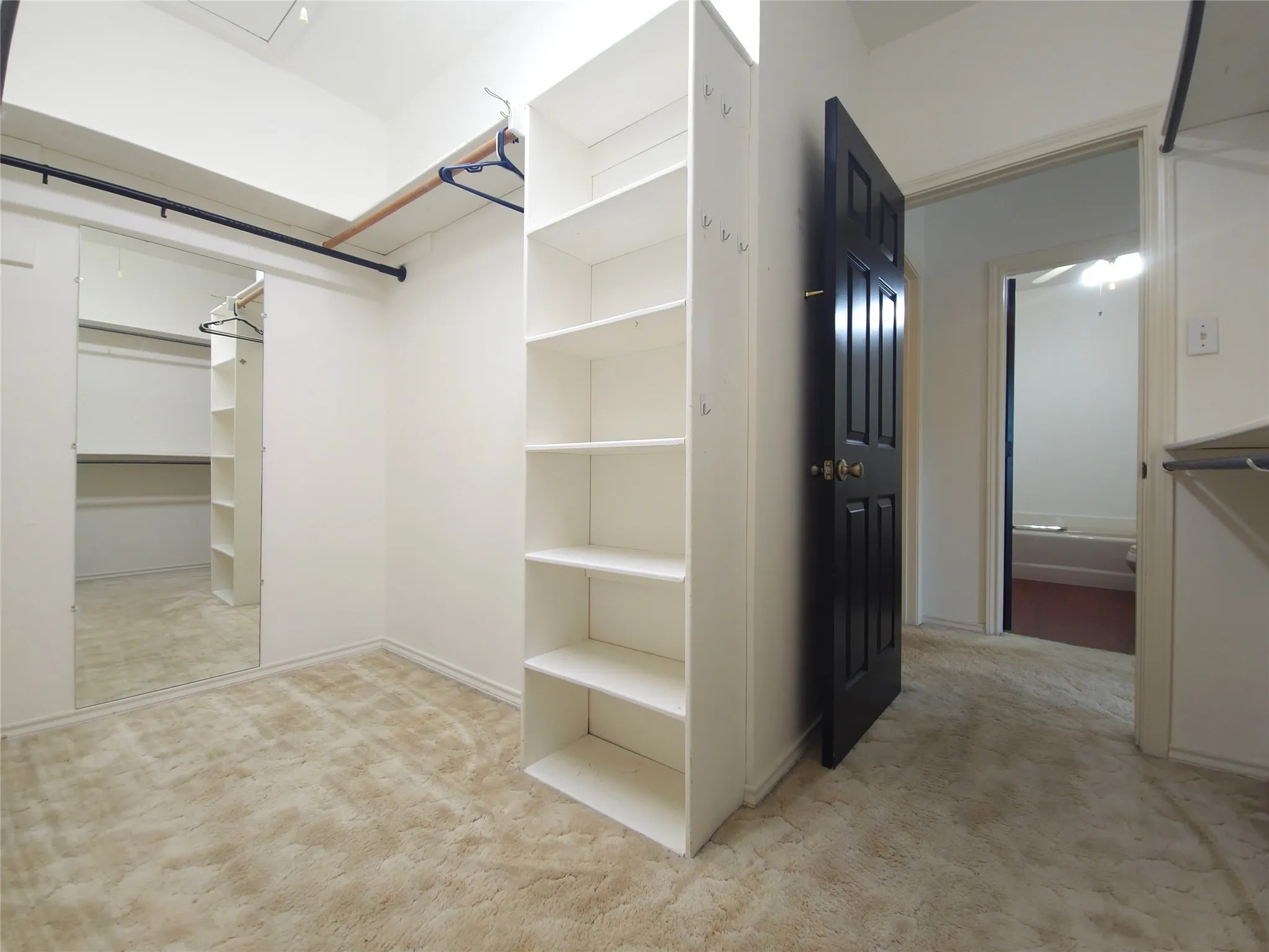 Townhouse For Rent in Parker County , 426 W Oak Street, Weatherford, Texas 76086, 2 Bedroom, 3 Bathroom, 2 Garage spaces, 1,651 Sqft, built in 1990, mls#21399948, Real Estate Agent in Weatherford, Homes For Rent in Parker county, Homes For Rent in Weatherford, Realtor in Weatherford Texas, Real Estate Brokerage Independent Realty Texas, Luminita Cordes Realtor