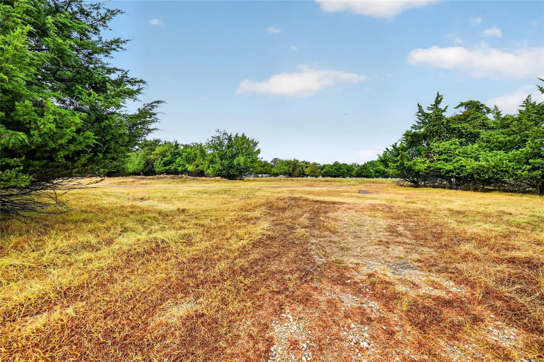 Unimproved Land For Sale in Dallas County , 651 E Malloy Bridge Road, Seagoville, Texas 75159, 0, 0, Garage spaces, 0 Sqft, built in 0, mls#21399956, Real Estate Agent in Seagoville, Homes For Sale in Dallas county, Homes For Sale in Seagoville, Realtor in Seagoville Texas, Real Estate Brokerage Independent Realty Texas, Luminita Cordes Realtor