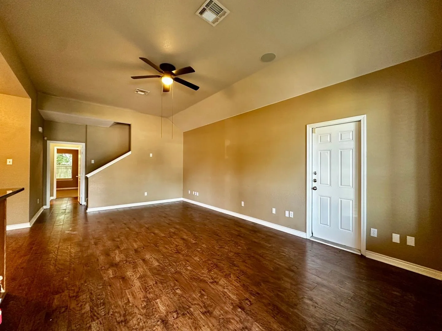 Duplex For Rent in Mc Lennan County , 2016 8th B, Waco, Texas 76706, 4 Bedroom, 2 Bathroom, Garage spaces, 1,600 Sqft, built in 2005, mls#21399958, Real Estate Agent in Waco, Homes For Rent in Mc Lennan county, Homes For Rent in Waco, Realtor in Waco Texas, Real Estate Brokerage Independent Realty Texas, Luminita Cordes Realtor