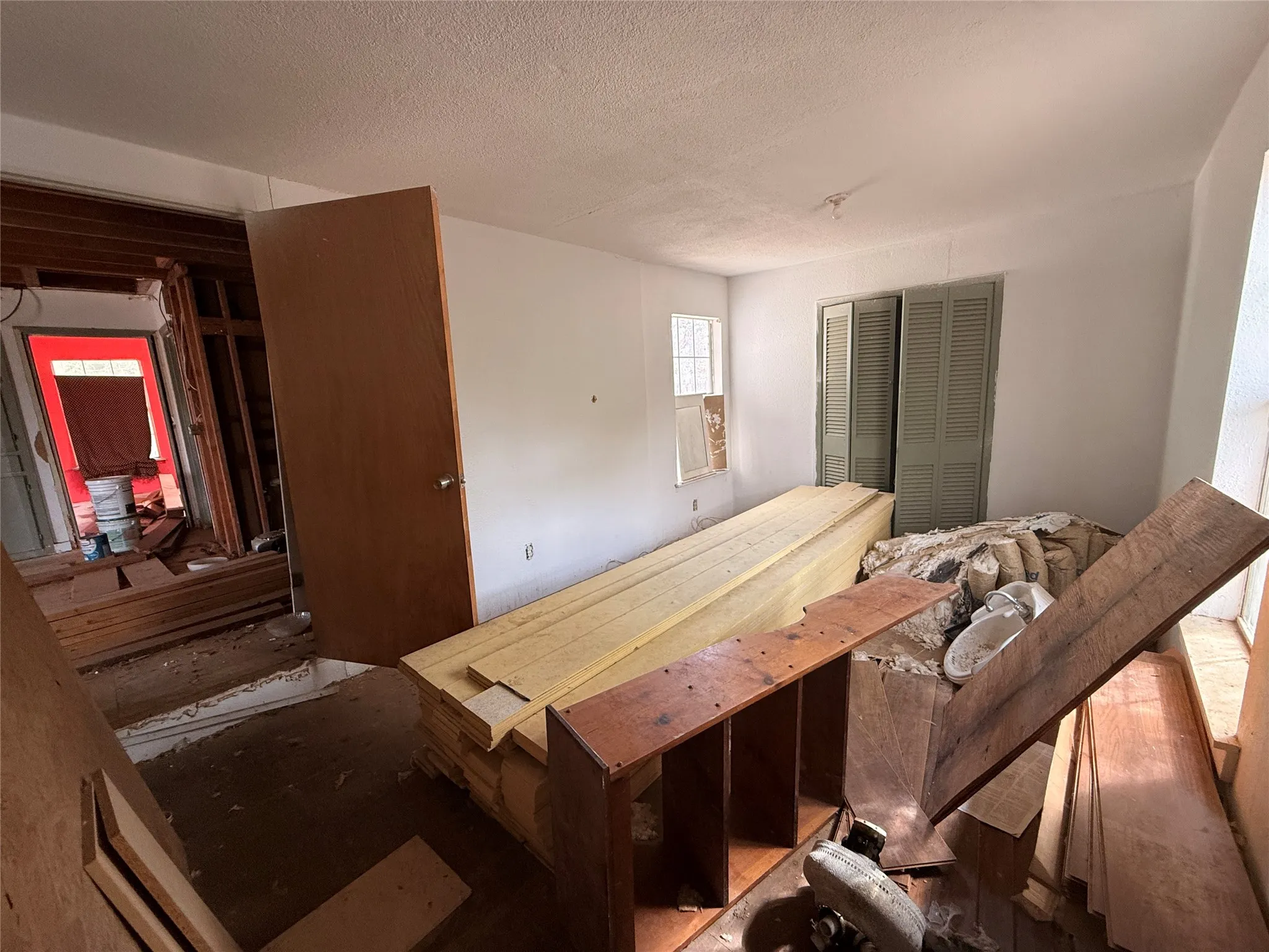 Single Family Residence For Sale in Palo Pinto County , 1808 SE 19th Street, Mineral Wells, Texas 76067, 3 Bedroom, 1 Bathroom, Garage spaces, 1,037 Sqft, built in 1951, mls#21399938, Real Estate Agent in Mineral Wells, Homes For Sale in Palo Pinto county, Homes For Sale in Mineral Wells, Realtor in Mineral Wells Texas, Real Estate Brokerage Independent Realty Texas, Luminita Cordes Realtor