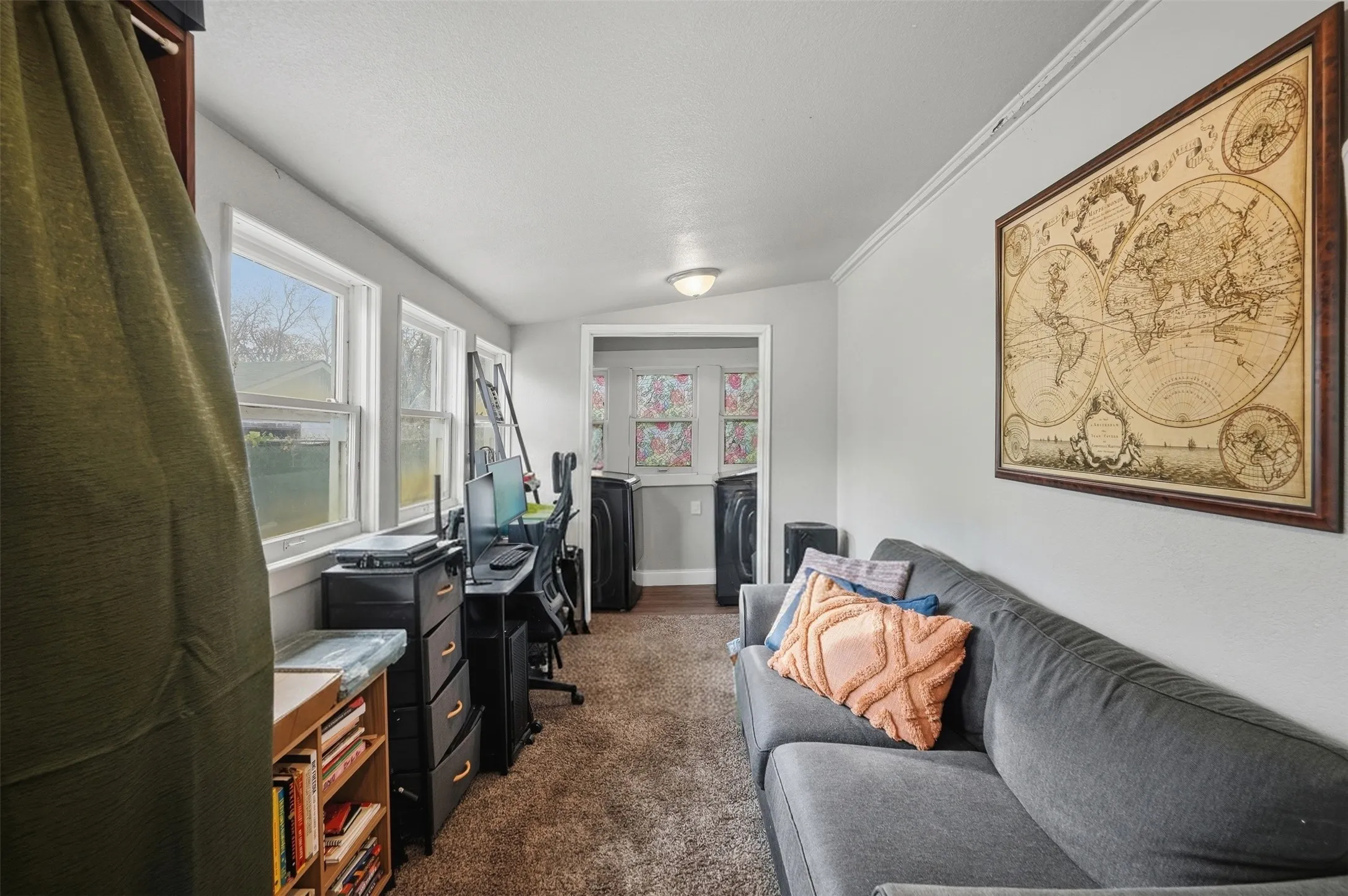 Single Family Residence For Sale in Tarrant County , 3261 Todd Avenue, Fort Worth, Texas 76110, 2 Bedroom, 1 Bathroom, Garage spaces, 720 Sqft, built in 1948, mls#21398274, Real Estate Agent in Fort Worth, Homes For Sale in Tarrant county, Homes For Sale in Fort Worth, Realtor in Fort Worth Texas, Real Estate Brokerage Independent Realty Texas, Luminita Cordes Realtor