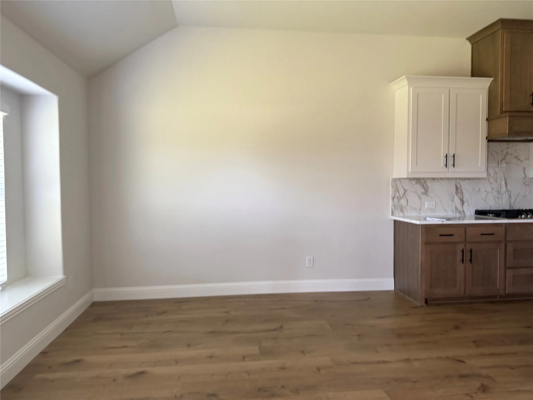 Single Family Residence For Rent in Rockwall County , 3818 Mesa Verde Drive, Rockwall, Texas 75032, 3 Bedroom, 3 Bathroom, Garage spaces, 2,268 Sqft, built in 2024, mls#21399968, Real Estate Agent in Rockwall, Homes For Rent in Rockwall county, Homes For Rent in Rockwall, Realtor in Rockwall Texas, Real Estate Brokerage Independent Realty Texas, Luminita Cordes Realtor
